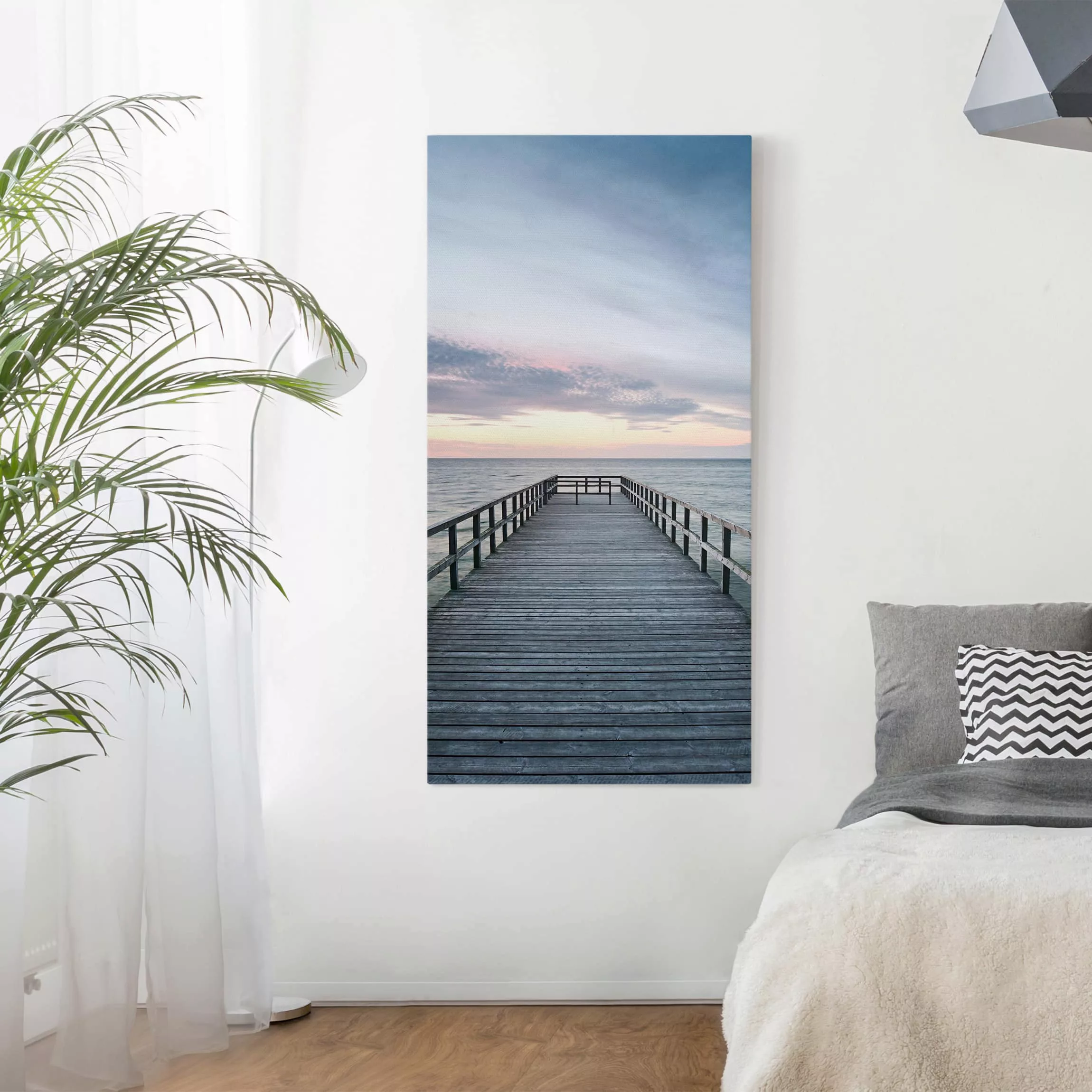 Leinwandbild Strand - Hochformat Steg Promenade günstig online kaufen