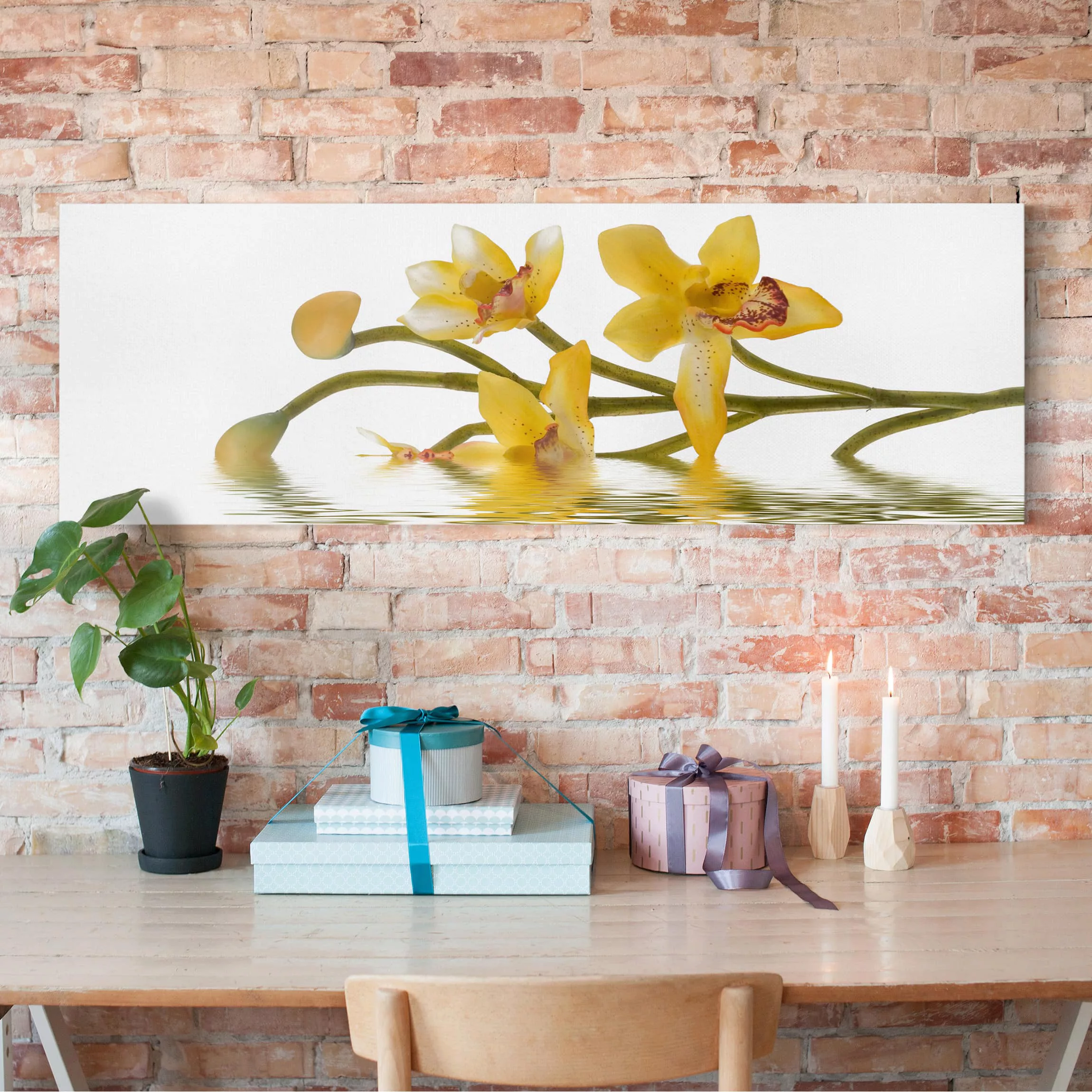 Leinwandbild Blumen - Panorama Saffron Orchid Waters günstig online kaufen