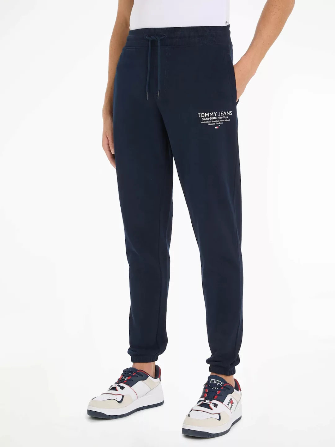 Tommy Jeans Jogginghose "TJM SLIM ENTRY GRAPHIC SWEATPANT", mit Logodruck a günstig online kaufen