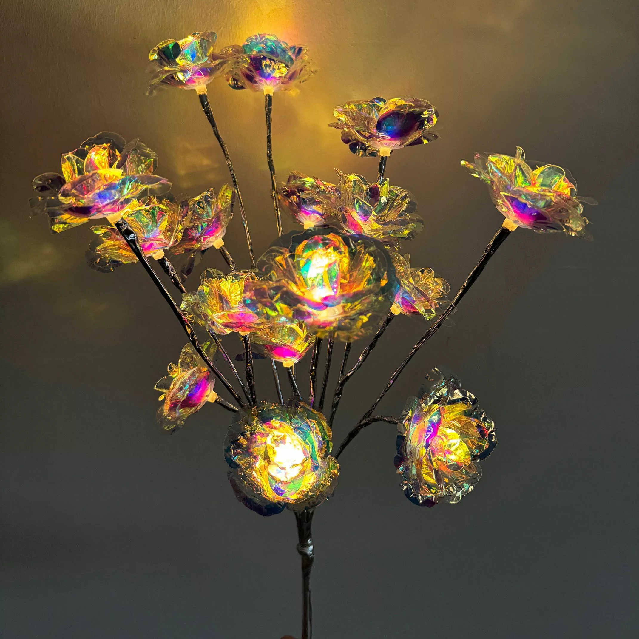 Online-Fuchs LED-Leuchtzweig aus silbernen Rosenblüten mit günstig online kaufen