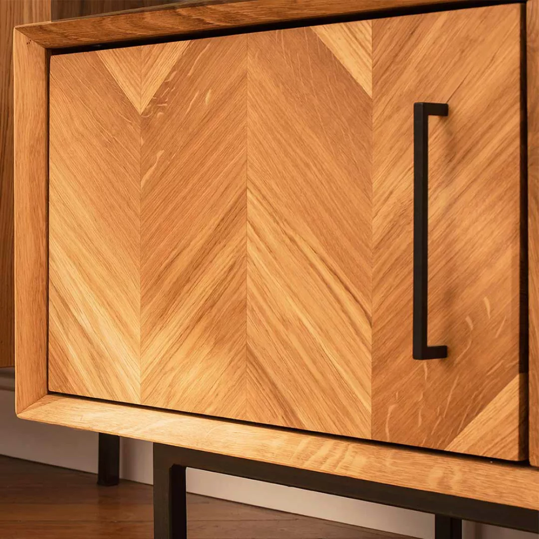 TV Lowboard mit Türen aus Wildeiche Massivholz Skandi Design günstig online kaufen