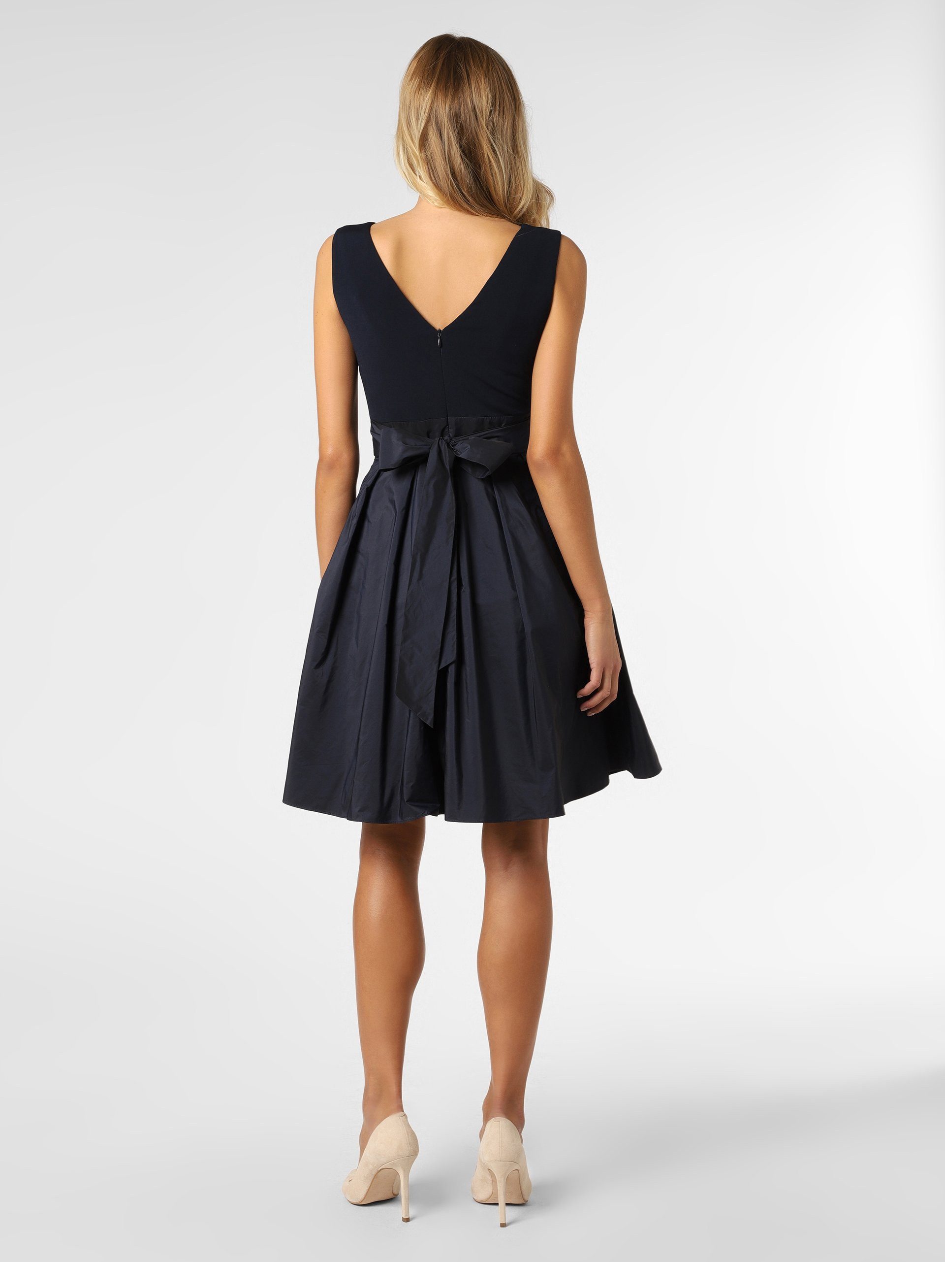 SWING Cocktailkleid Taillierter Schnitt mit ausgestelltem günstig online kaufen