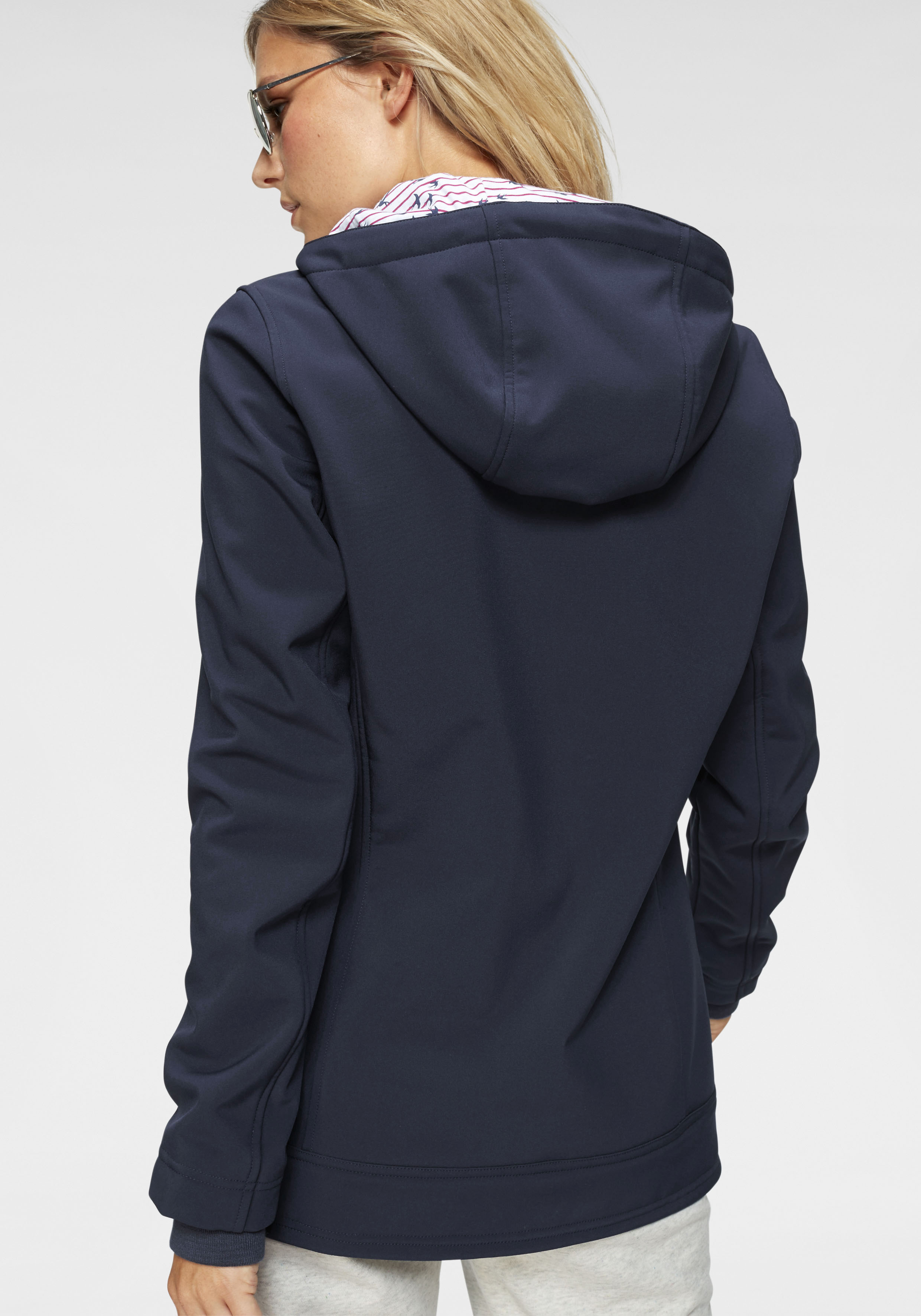 Ocean Sportswear Softshelljacke "aus recyceltem Polyester", mit Kapuze günstig online kaufen