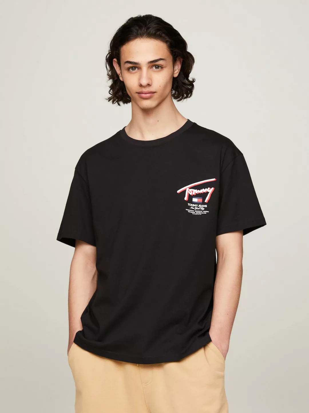 Tommy Jeans T-Shirt "TJM REG 3D STREET SIGNTR TEE EXT", mit Print auf dem R günstig online kaufen