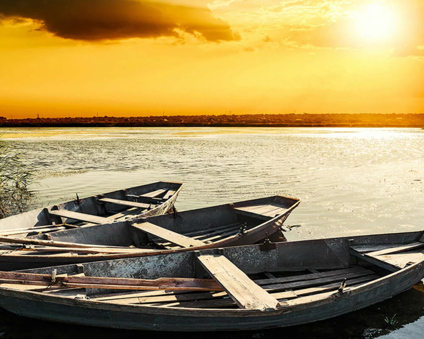 Fototapete "Rowboats" 4,00x2,67 m / Glattvlies Perlmutt günstig online kaufen