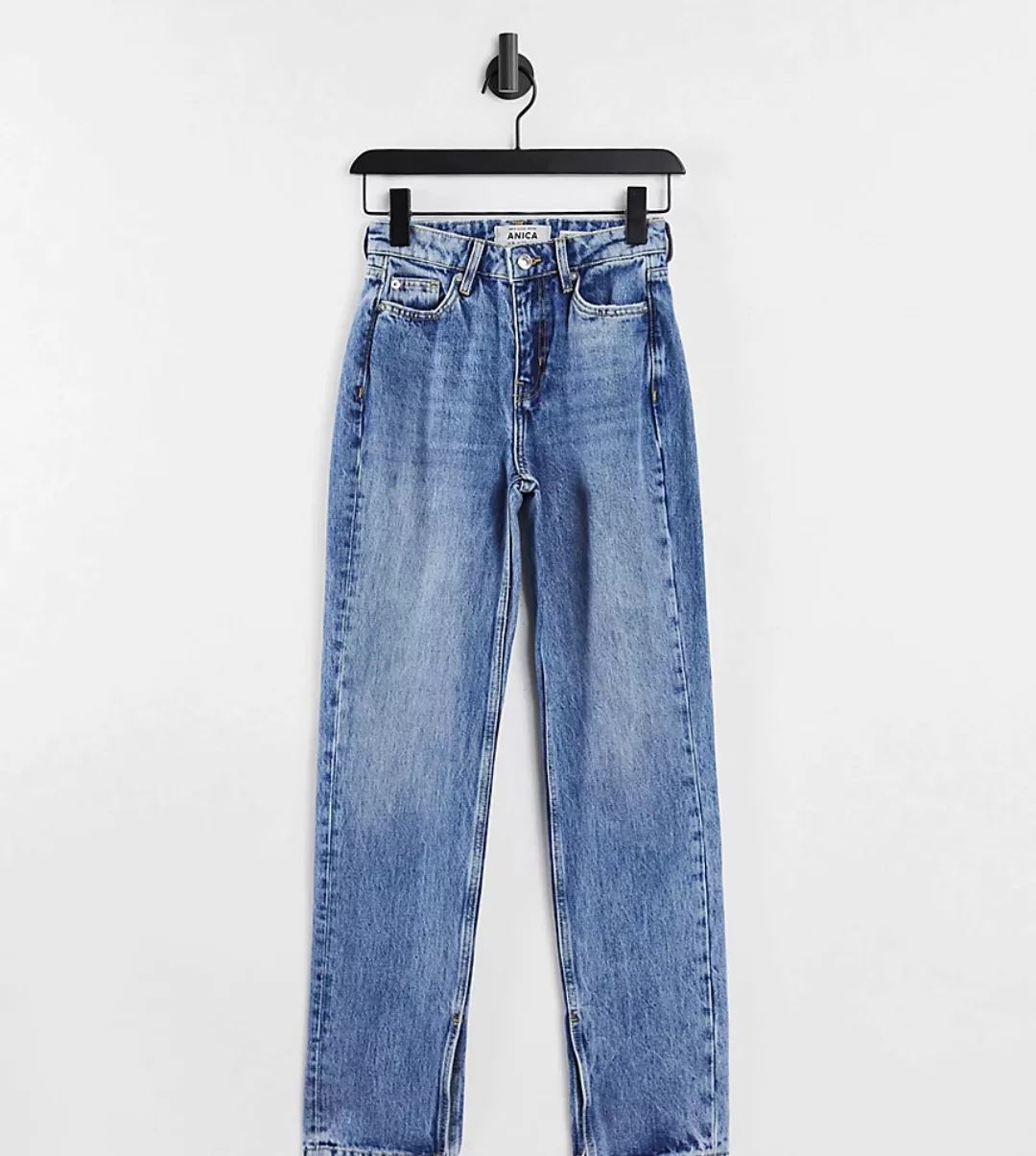 New Look Petite – Jeans in Hellblau mit Saumschlitz günstig online kaufen