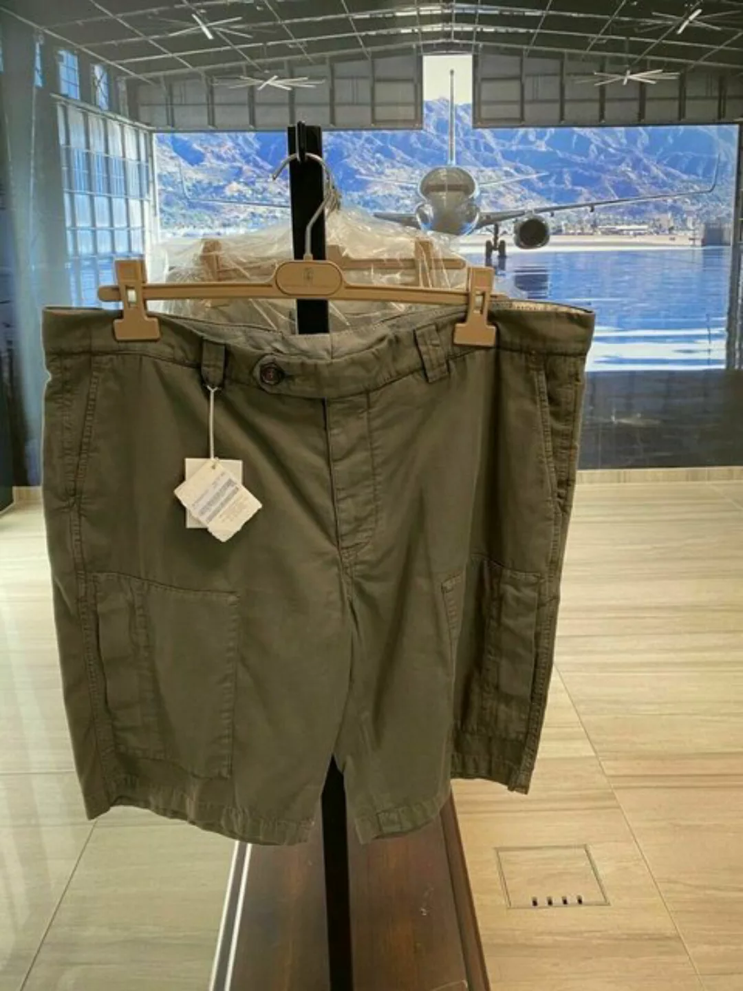 BRUNELLO CUCINELLI Shorts BRUNELLO CUCINELLI BERMUDA SHORT CARGO CHINO GABA günstig online kaufen