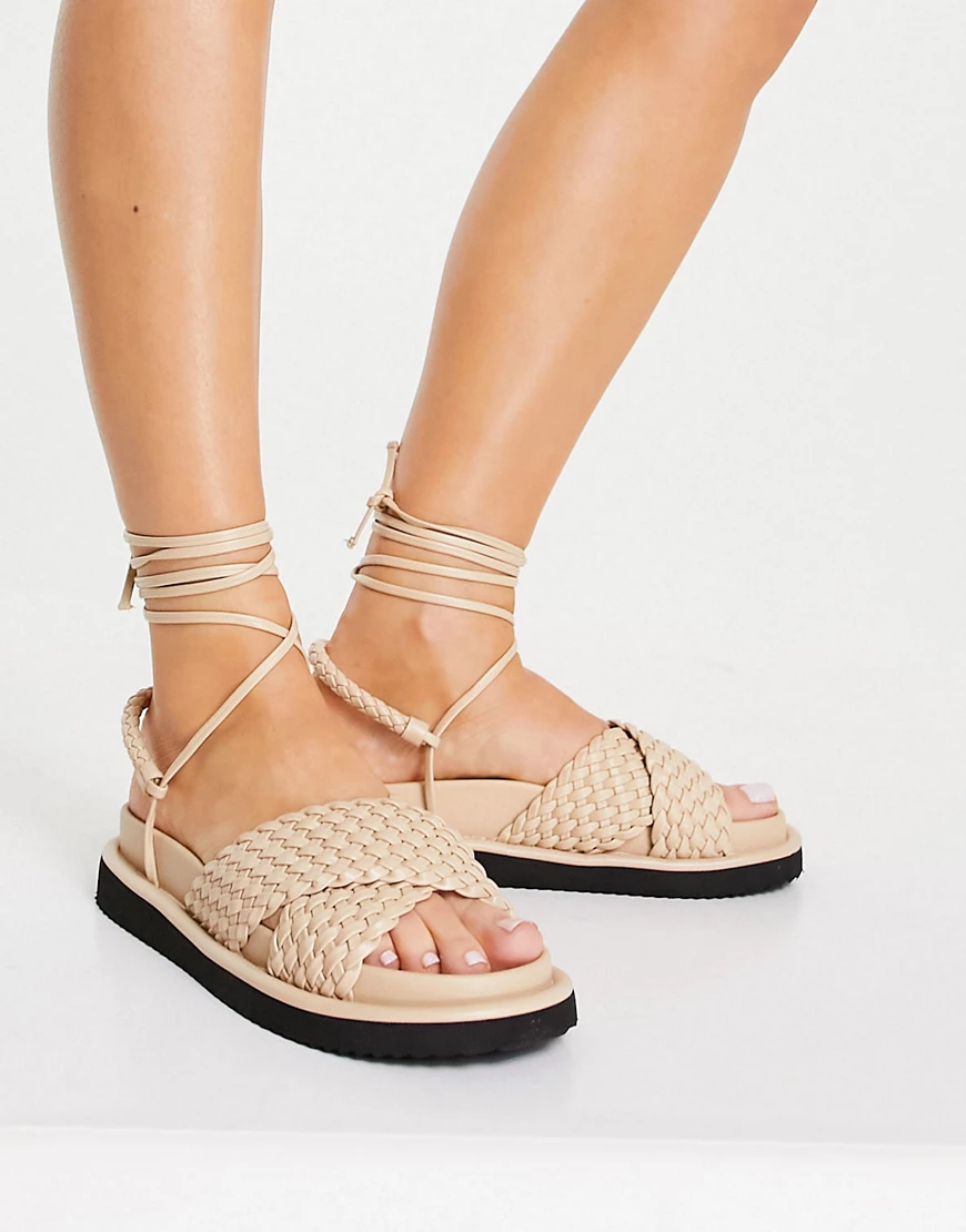 River Island – Flache Sandalen im Webdesign mit Riemchen in Beige-Neutral günstig online kaufen