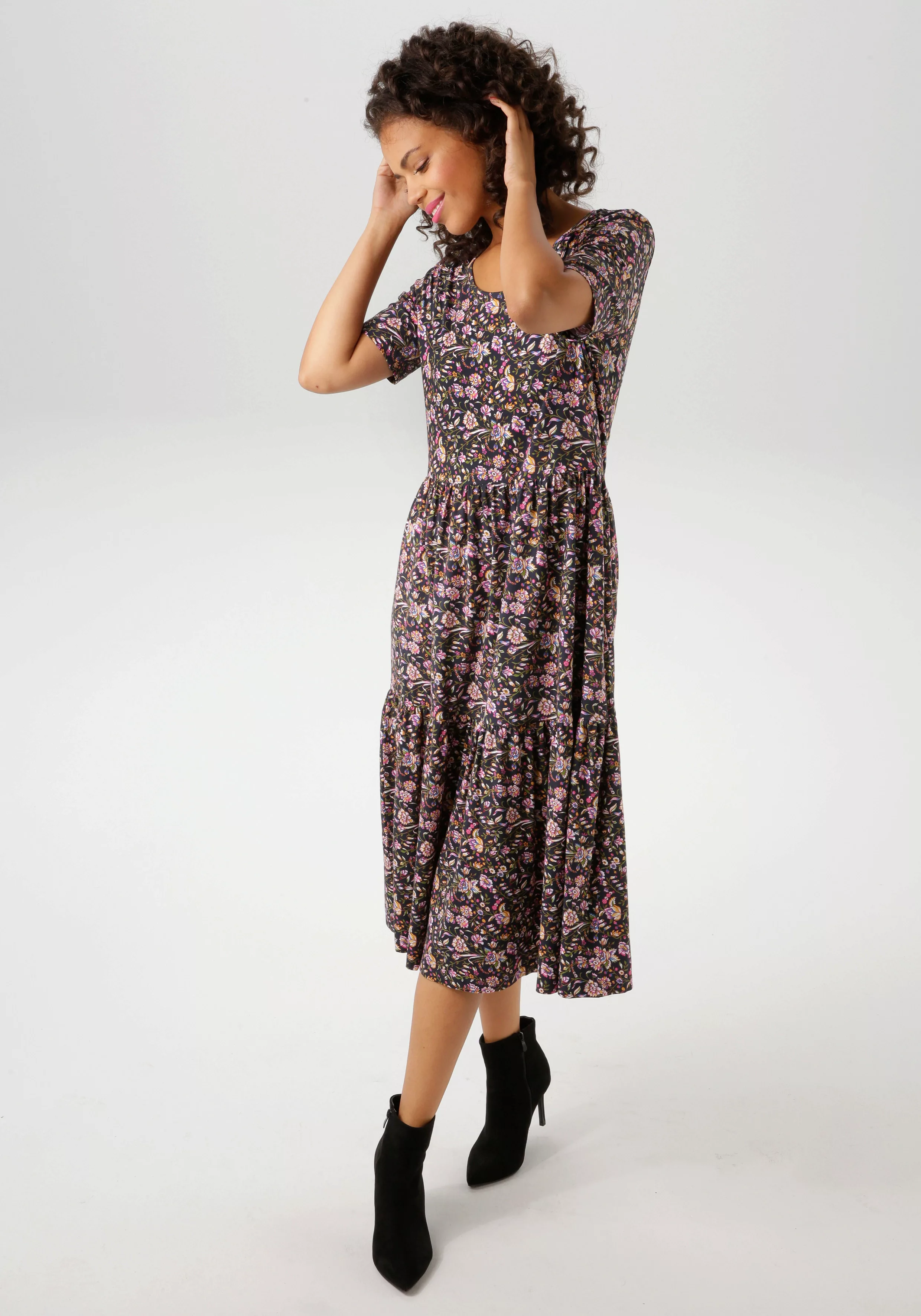 Aniston CASUAL Sommerkleid, mit farbenfrohen Blumendruck - NEUE KOLLEKTION günstig online kaufen