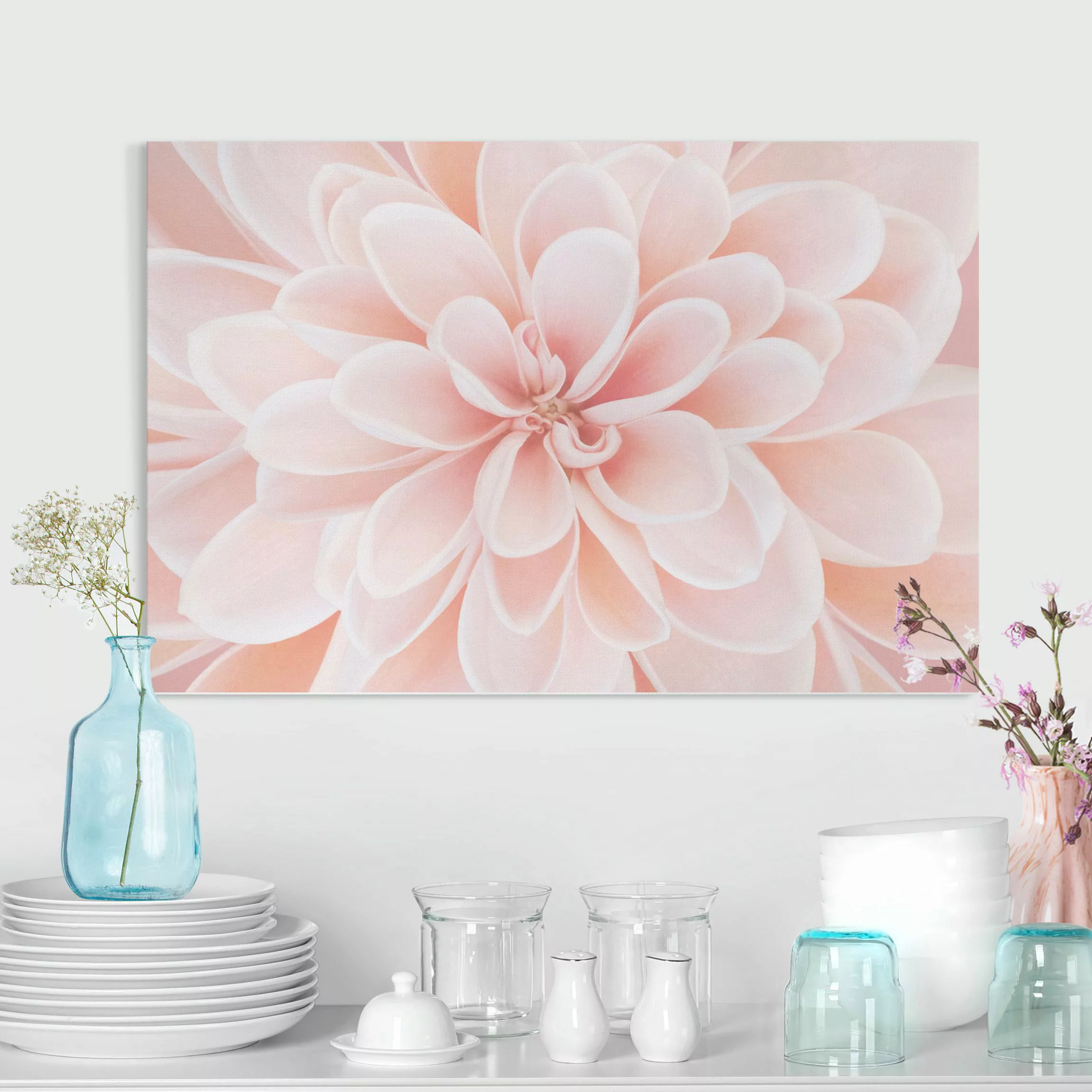 Leinwandbild Dahlie in Pastellrosa günstig online kaufen