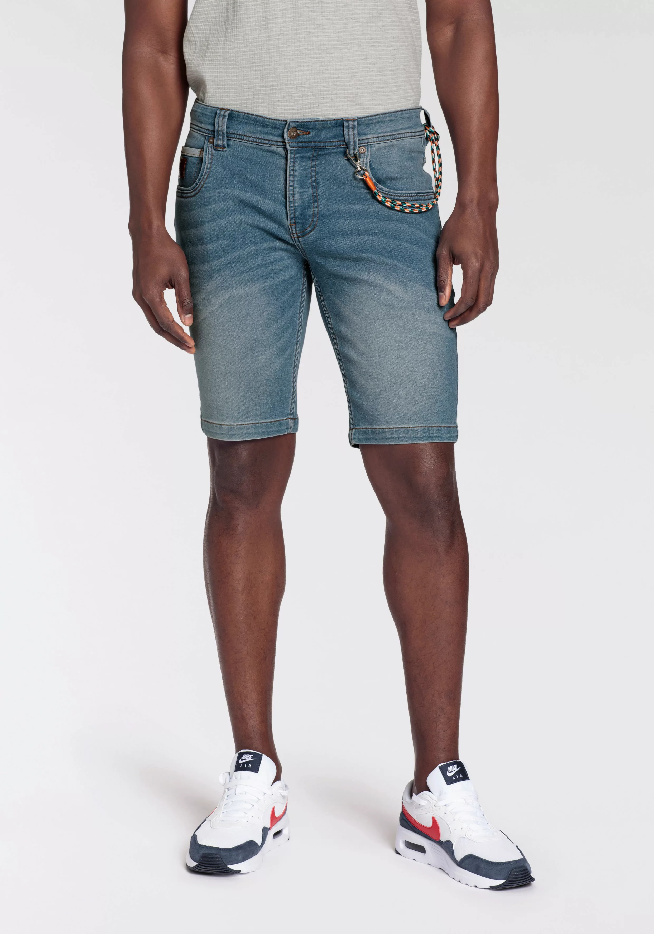 Bruno Banani Jeansshorts, (Set, 2 tlg., mit Band), mit abnehmbarer Hosenket günstig online kaufen