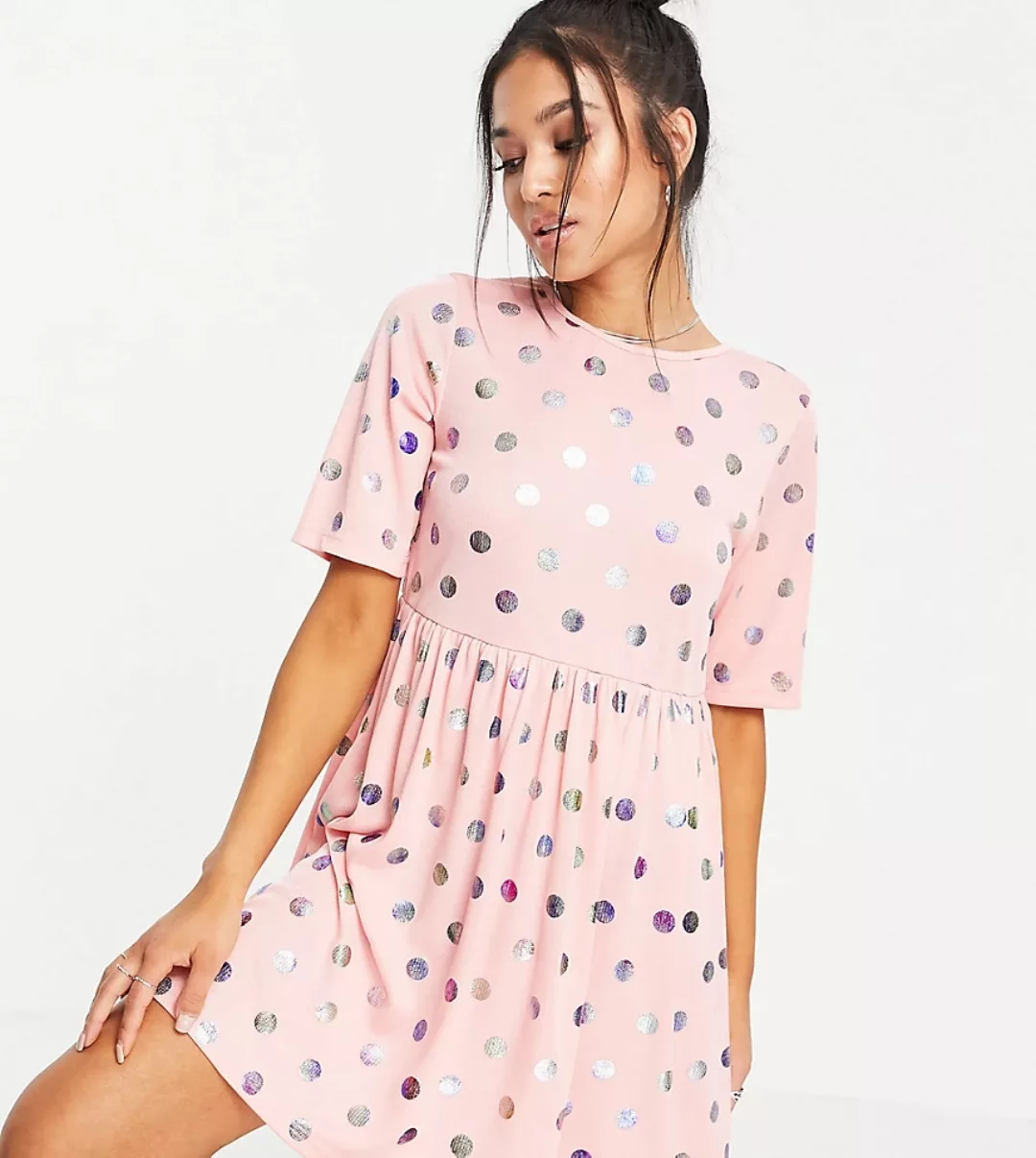 Urban Threads Petite – Hängerkleid in Rosa mit Metallic-Punktemuster günstig online kaufen
