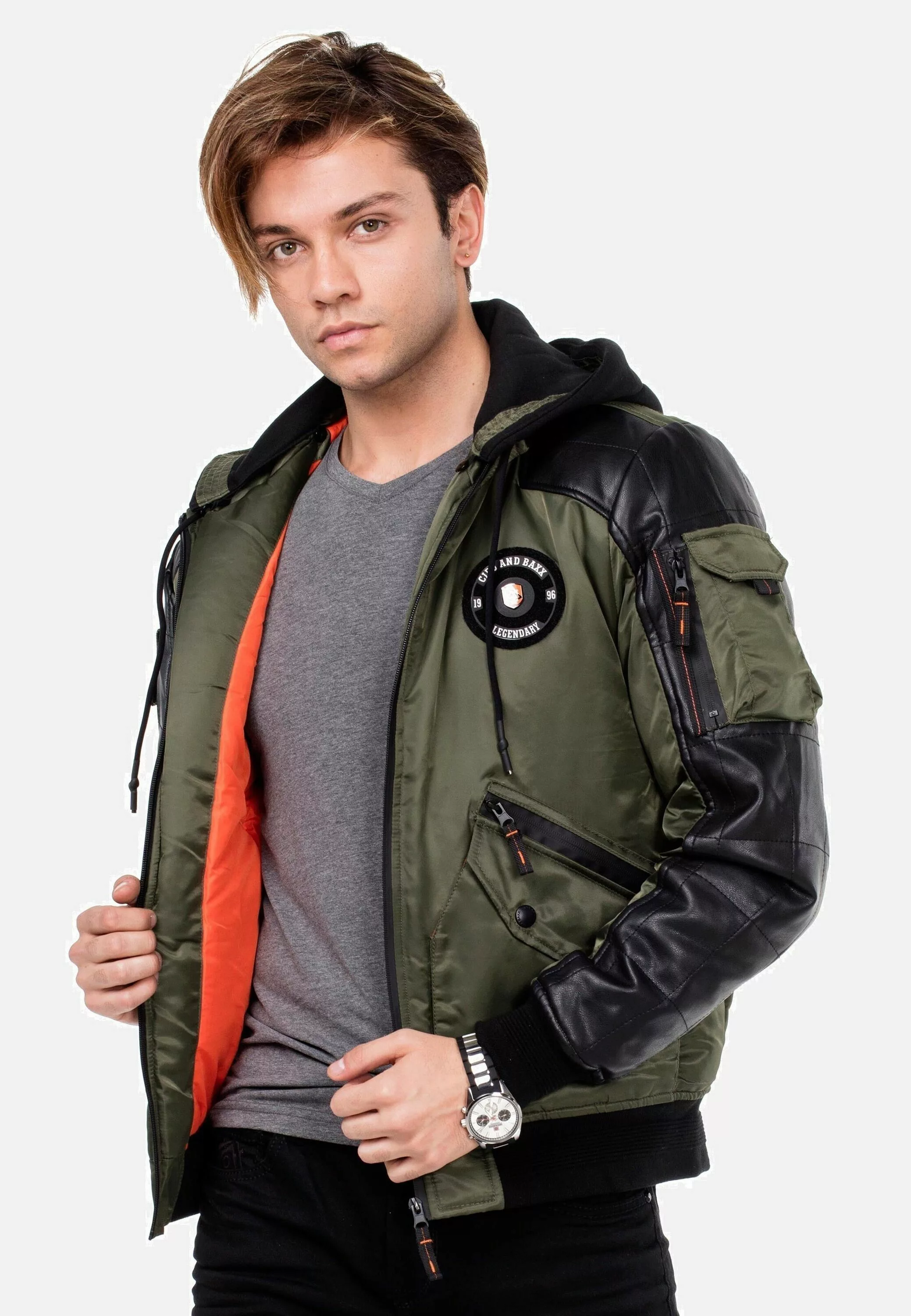 Cipo & Baxx Bomberjacke "Jacke", mit Kapuze, mit abnehmbarer Kapuze, CM-134 günstig online kaufen