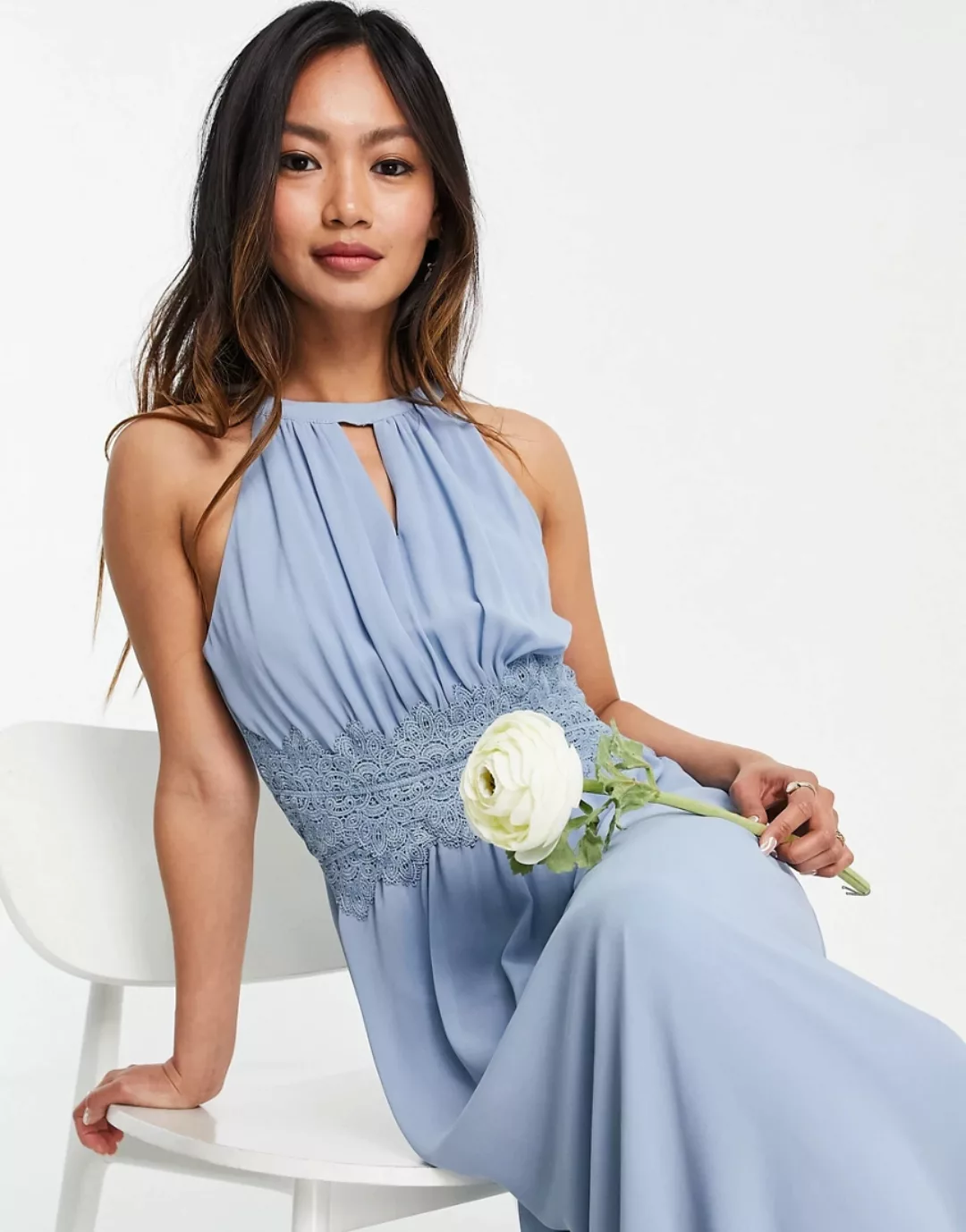 Vila – Bridesmaid – Maxi-Neckholderkleid in Balu-Blau günstig online kaufen