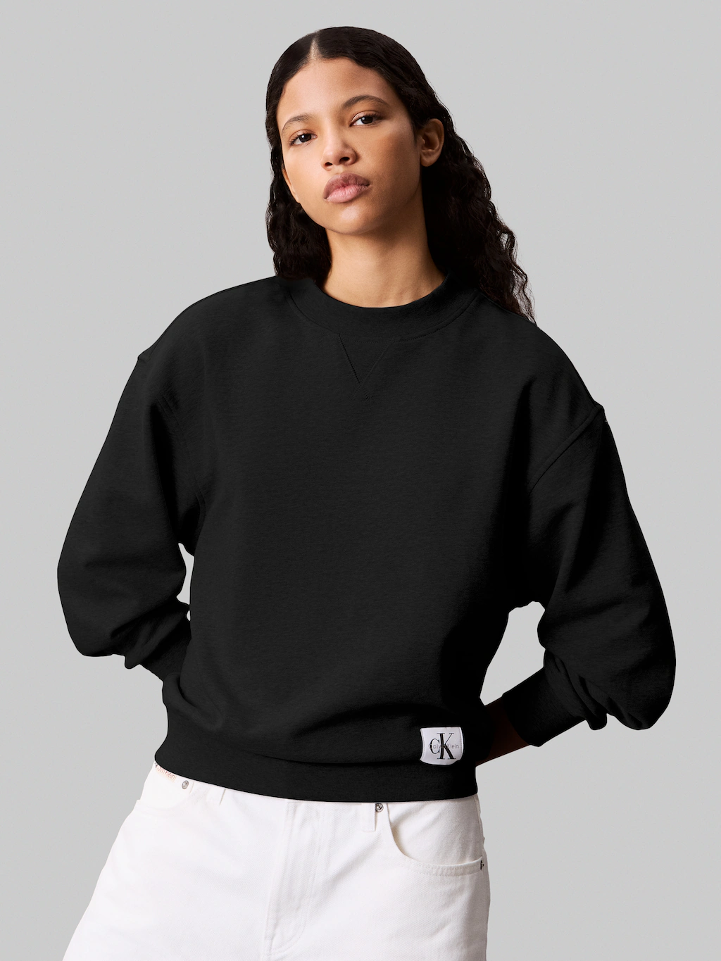 Calvin Klein Jeans Sweatshirt "A- LS BADGE LOGO TERRY CREW NK", Mit Rundhal günstig online kaufen