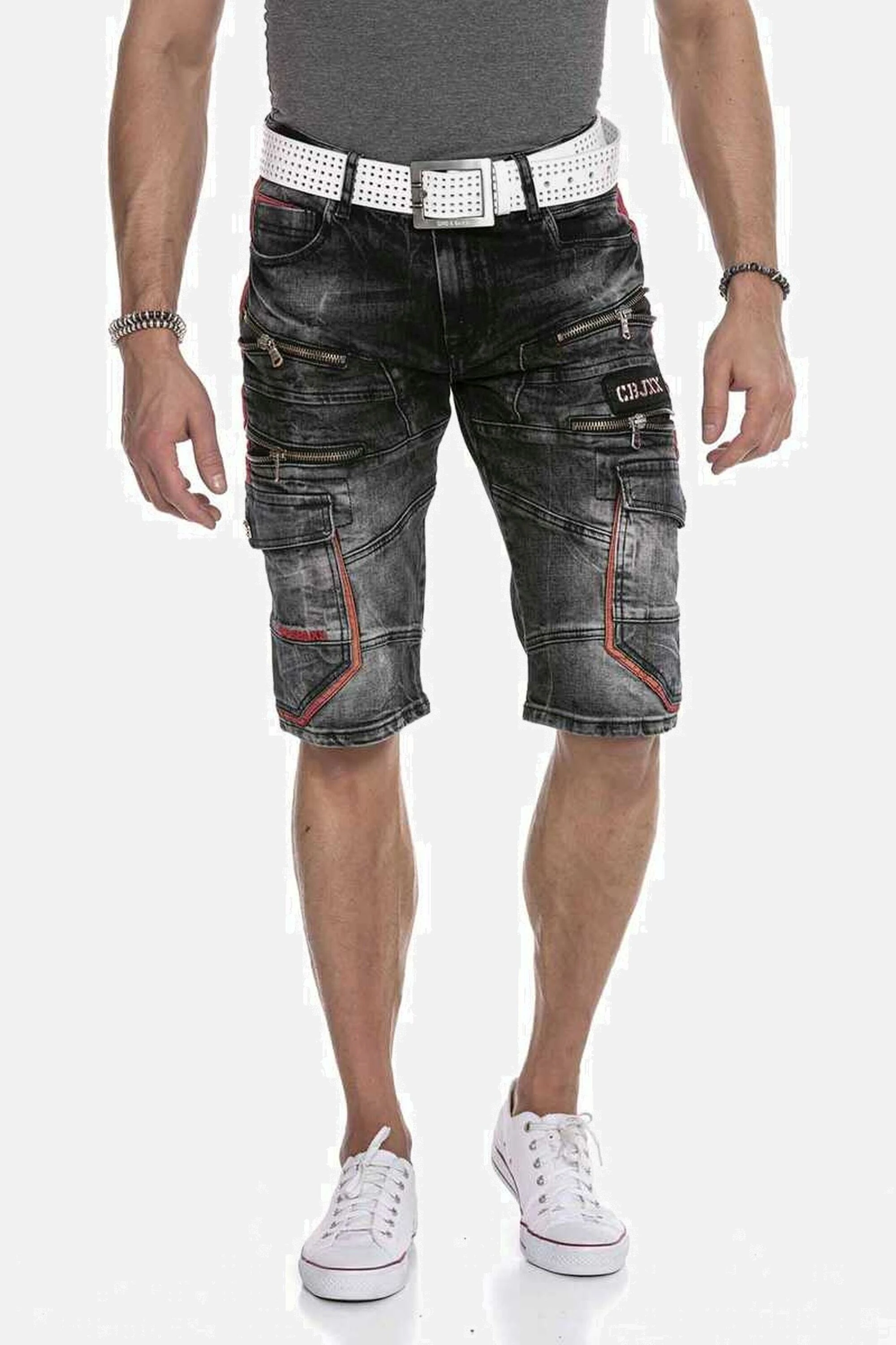 Cipo & Baxx Jogg Pants Bermuda & Short mit Reißverschluss-Verzierungen, CK2 günstig online kaufen