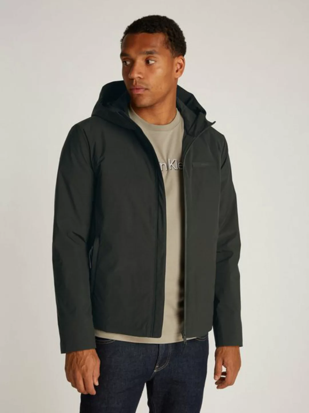 Calvin Klein Outdoorjacke TECHNICAL NON-QUILT JACKET HOOD mit Logoprint günstig online kaufen