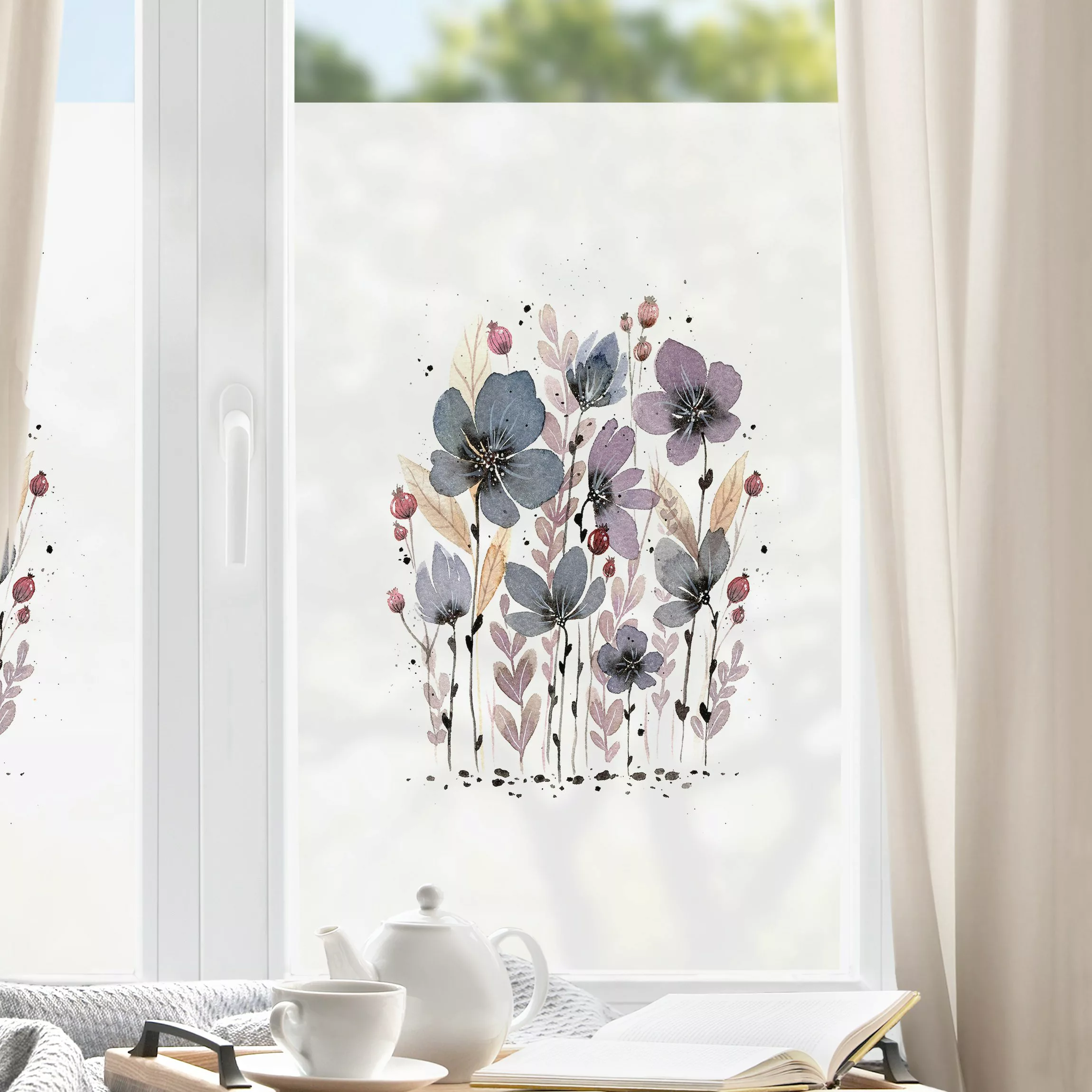 Fensterfolie Esther Meinl - Violette Aquarell Blumen günstig online kaufen