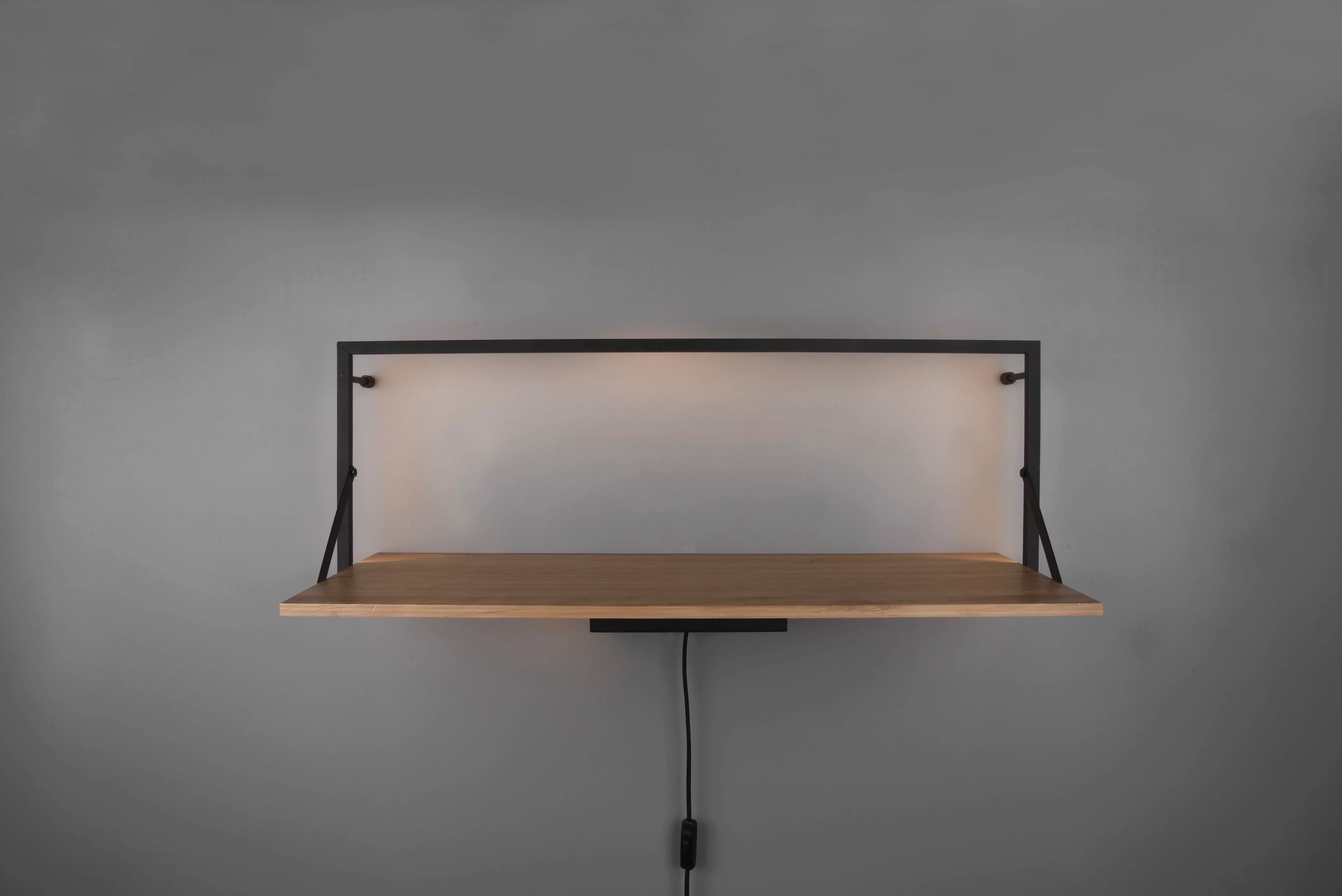 MIRRORS AND MORE Deko-Wandregal »Leonie«, mit integriertem LED Backlight günstig online kaufen