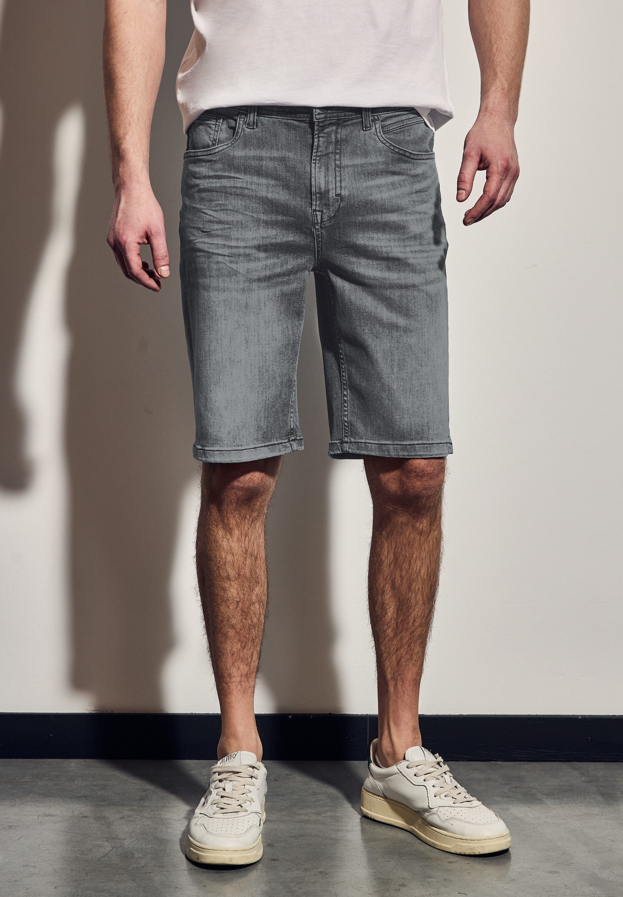 STREET ONE MEN Shorts, aus Baumwolle mit Stretchanteil günstig online kaufen