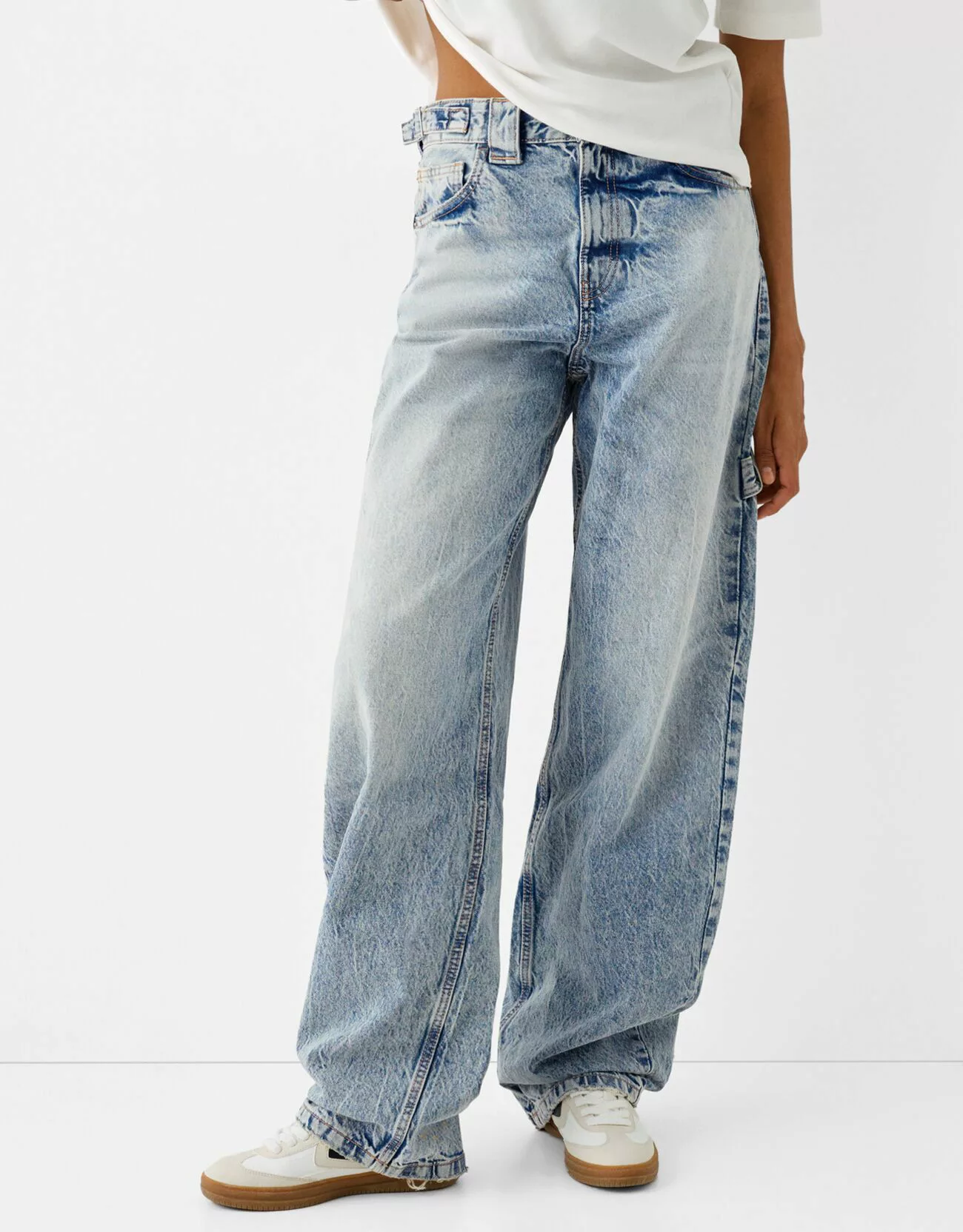 Bershka Wide-Leg Workwear-Jeans Mit Balloon Fit Damen 40 Ausgewaschenes Bla günstig online kaufen