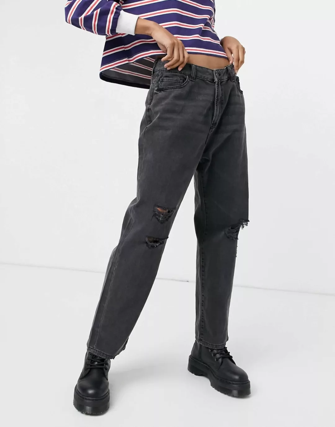 Noisy May – Brooke – Dad-Jeans mit Zierrissen in verwaschenem Schwarz günstig online kaufen