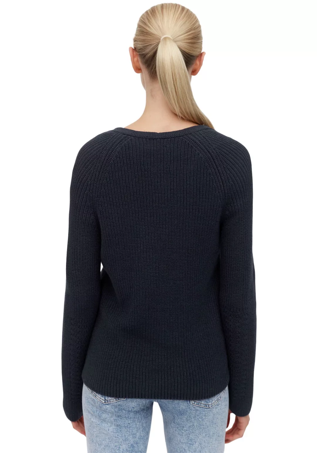 Marc O'Polo Strickpullover mit dekorativem Strickmuster am Ärmel und V-Neck günstig online kaufen