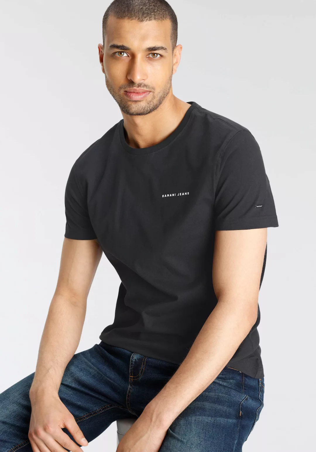 Bruno Banani T-Shirt mit coolem Rückenprint günstig online kaufen
