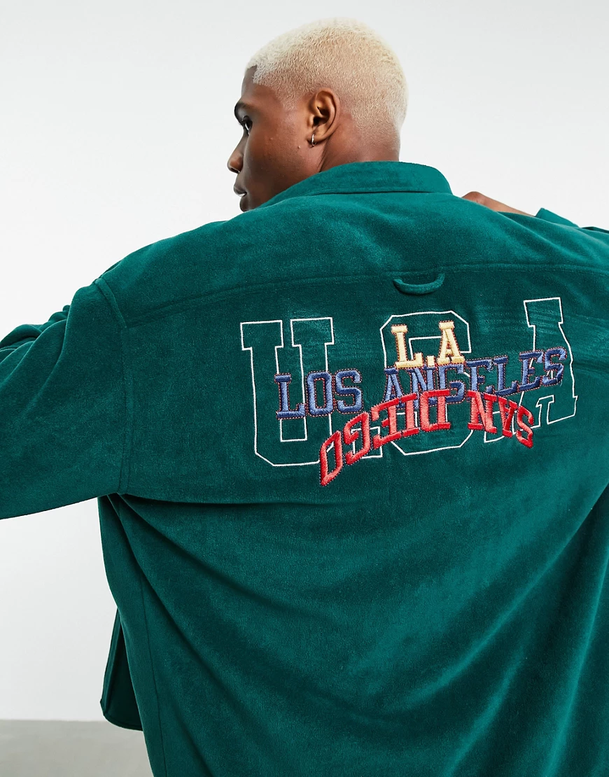 ASOS DESIGN – Oversize-College-Hemd aus Polar-Fleece mit USA-Stickerei hint günstig online kaufen