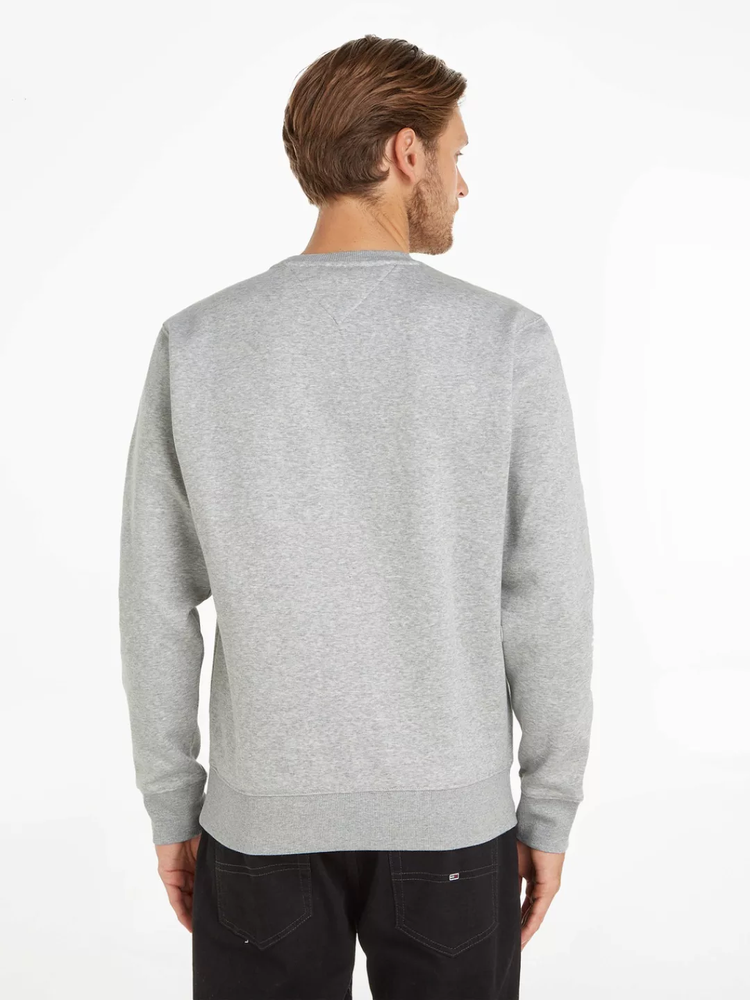 Tommy Jeans Sweatshirt "TJM REGULAR FLEECE C NECK", mit Markenlogo auf der günstig online kaufen