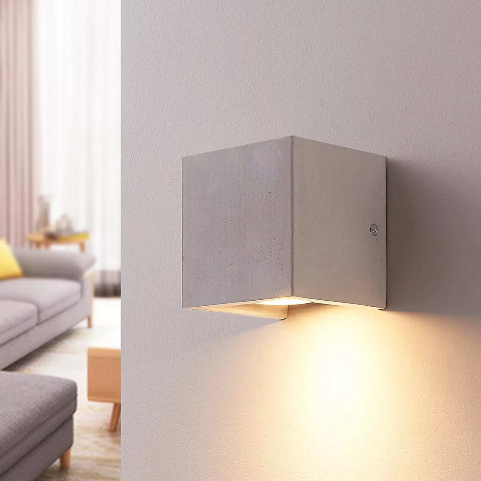 Eckige Beton-Wandlampe Gerda günstig online kaufen