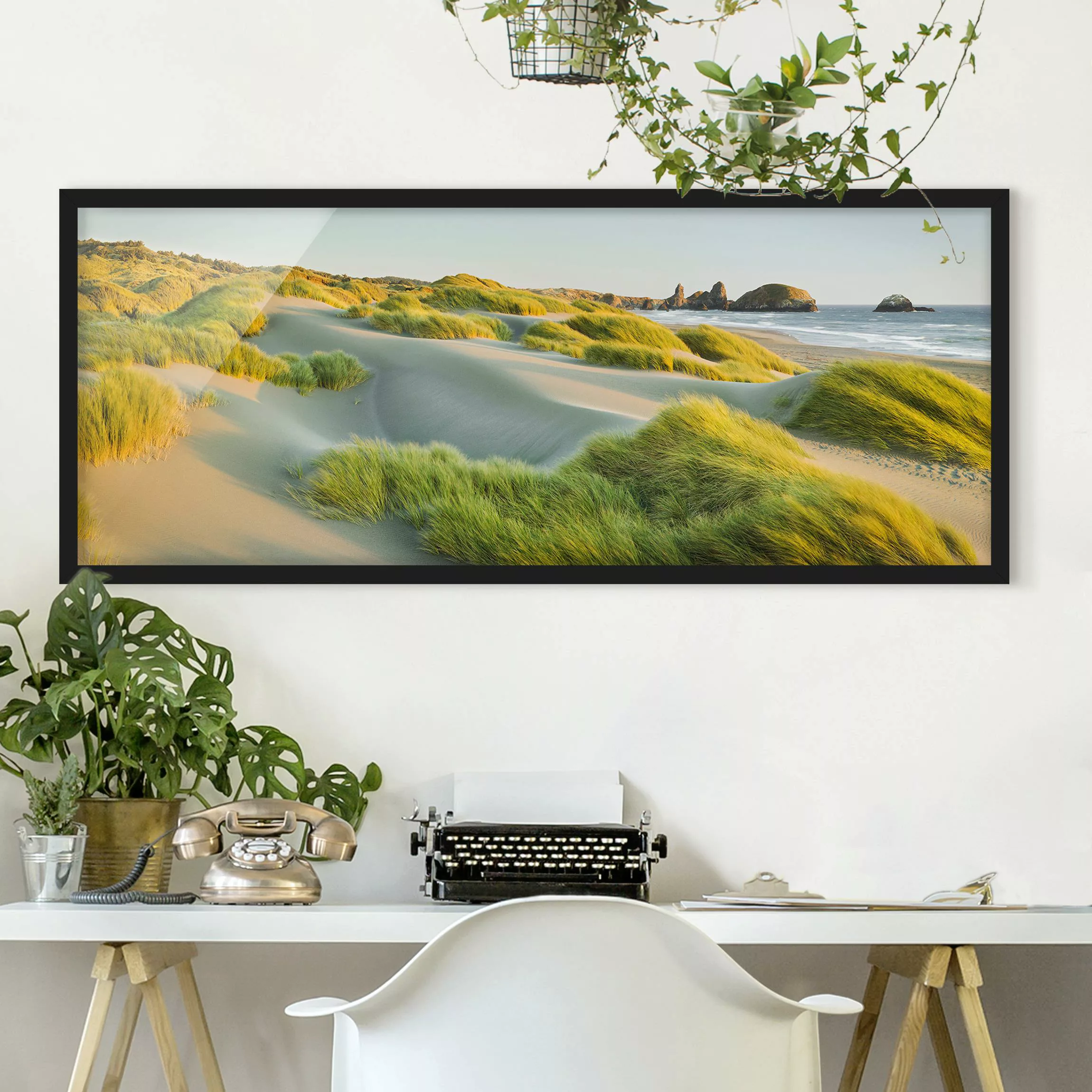 Bild mit Rahmen Strand - Panorama Dünen und Gräser am Meer günstig online kaufen