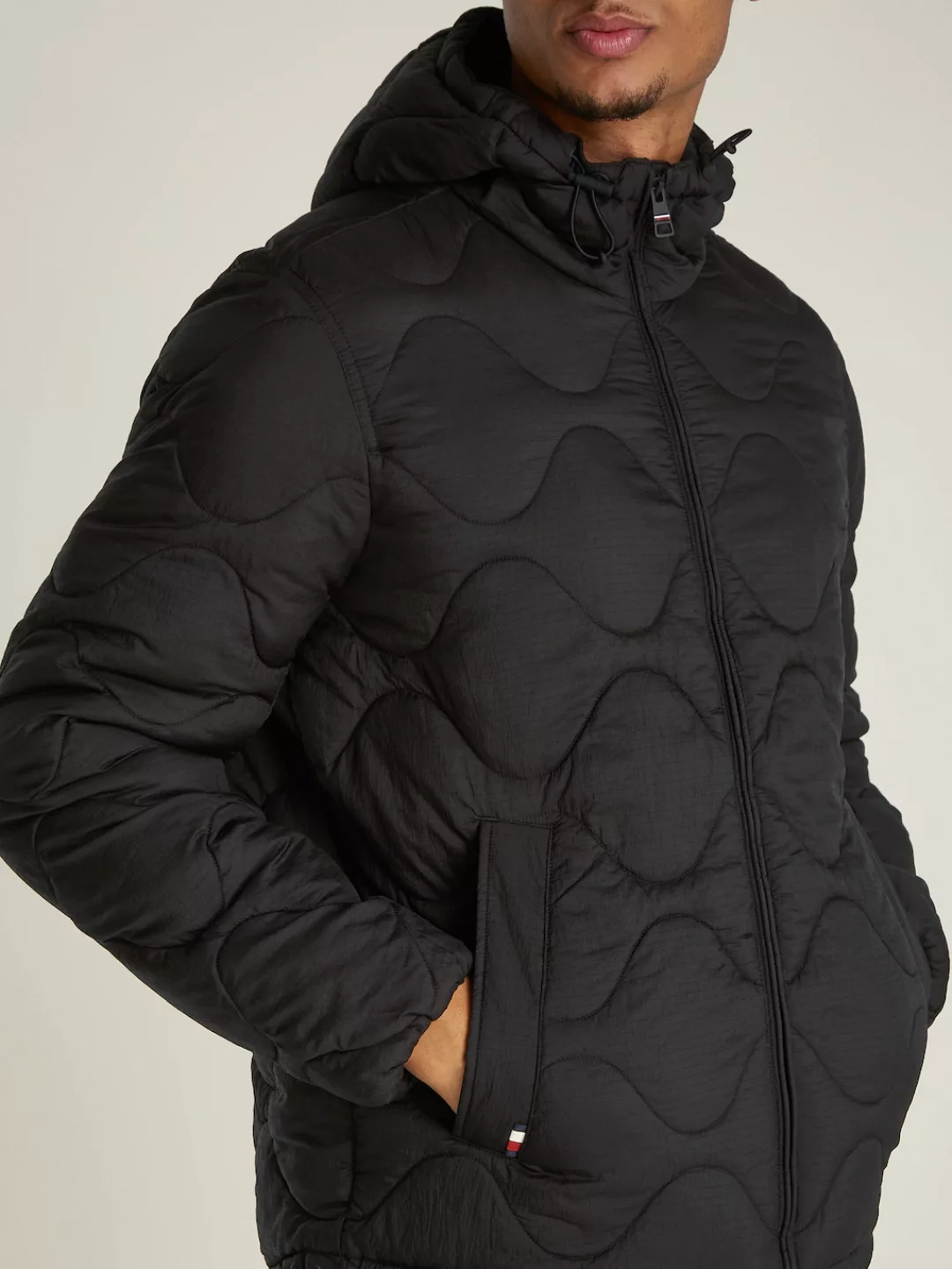 Tommy Hilfiger Steppjacke ONION QUILTED HOODED JACKET Mit Zwiebelsteppung günstig online kaufen