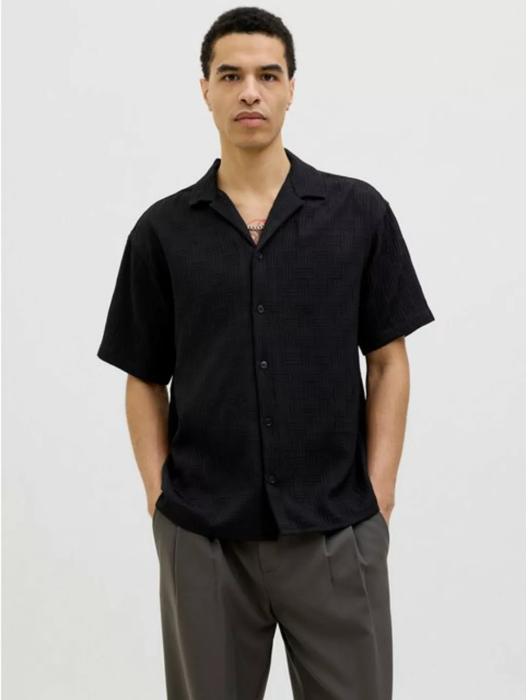 Jack & Jones Kurzarmhemd JJEMATTEO RESORT SHIRT SS SN mit Resort Kragen günstig online kaufen