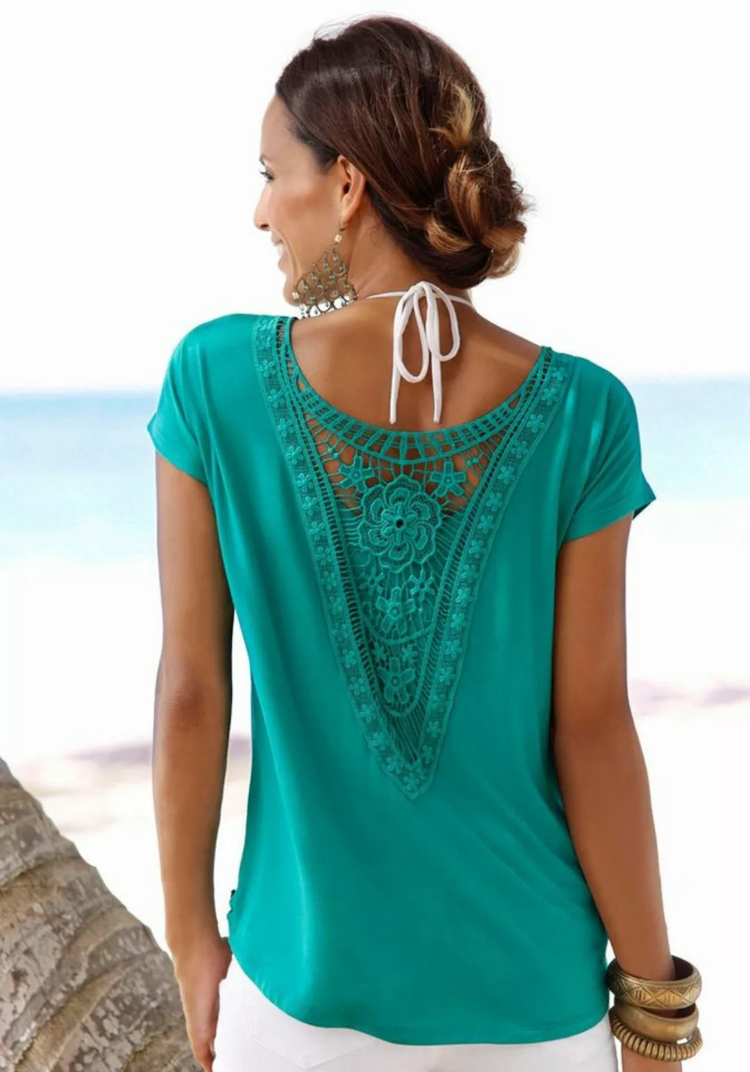 LASCANA Strandshirt mit Spitzeneinsatz, T-Shirt, lockere Passform, casual-c günstig online kaufen