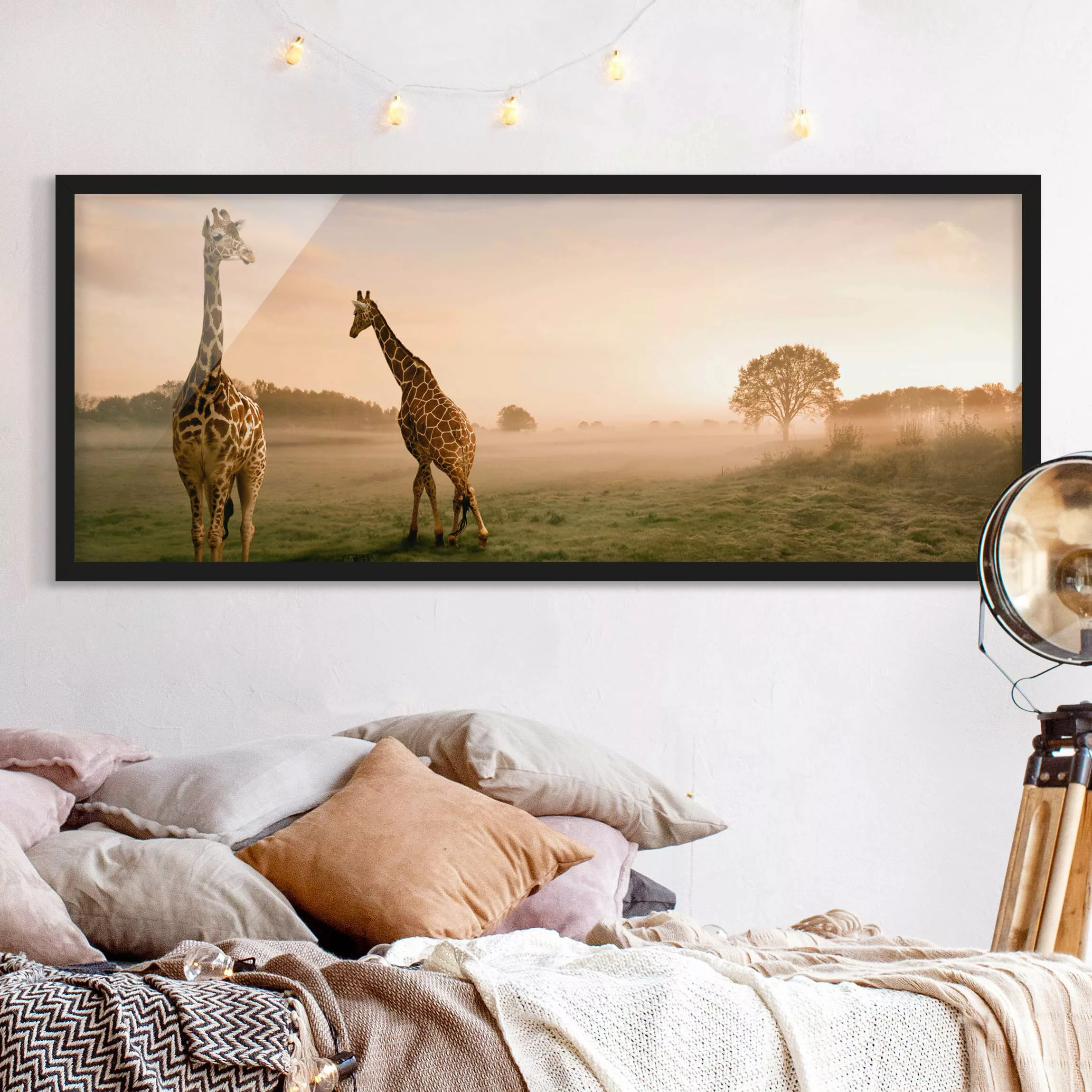 Bild mit Rahmen - Panorama Surreal Giraffes günstig online kaufen