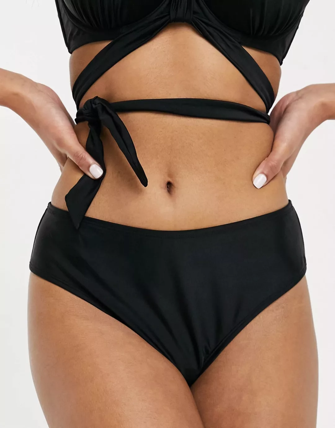 Ivory Rose – Fuller Bust – Mix and Match – Bikinihose mit hohem Bund in Sch günstig online kaufen