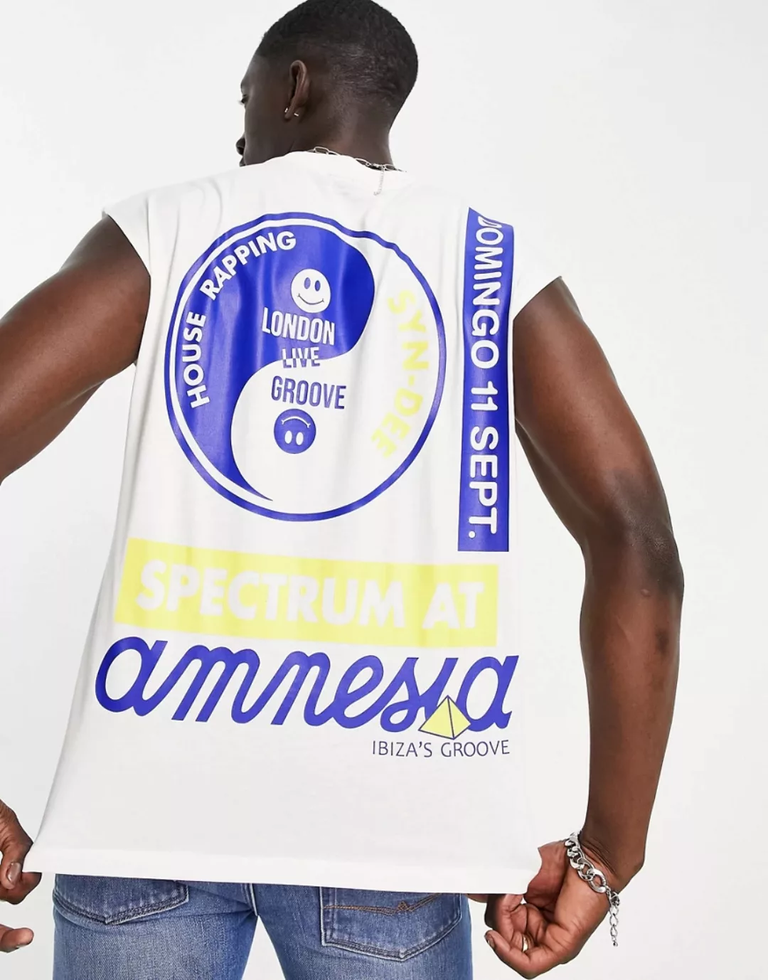 ASOS DESIGN – Oversize-Trägertop mit „Amnesia Ibiza“-Vintage-Print in Weiß- günstig online kaufen