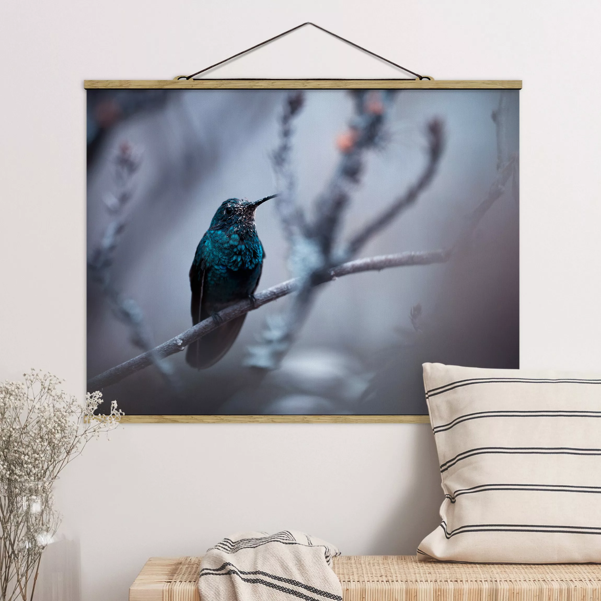 Stoffbild Tiere mit Posterleisten - Querformat Kolibri im Winter günstig online kaufen