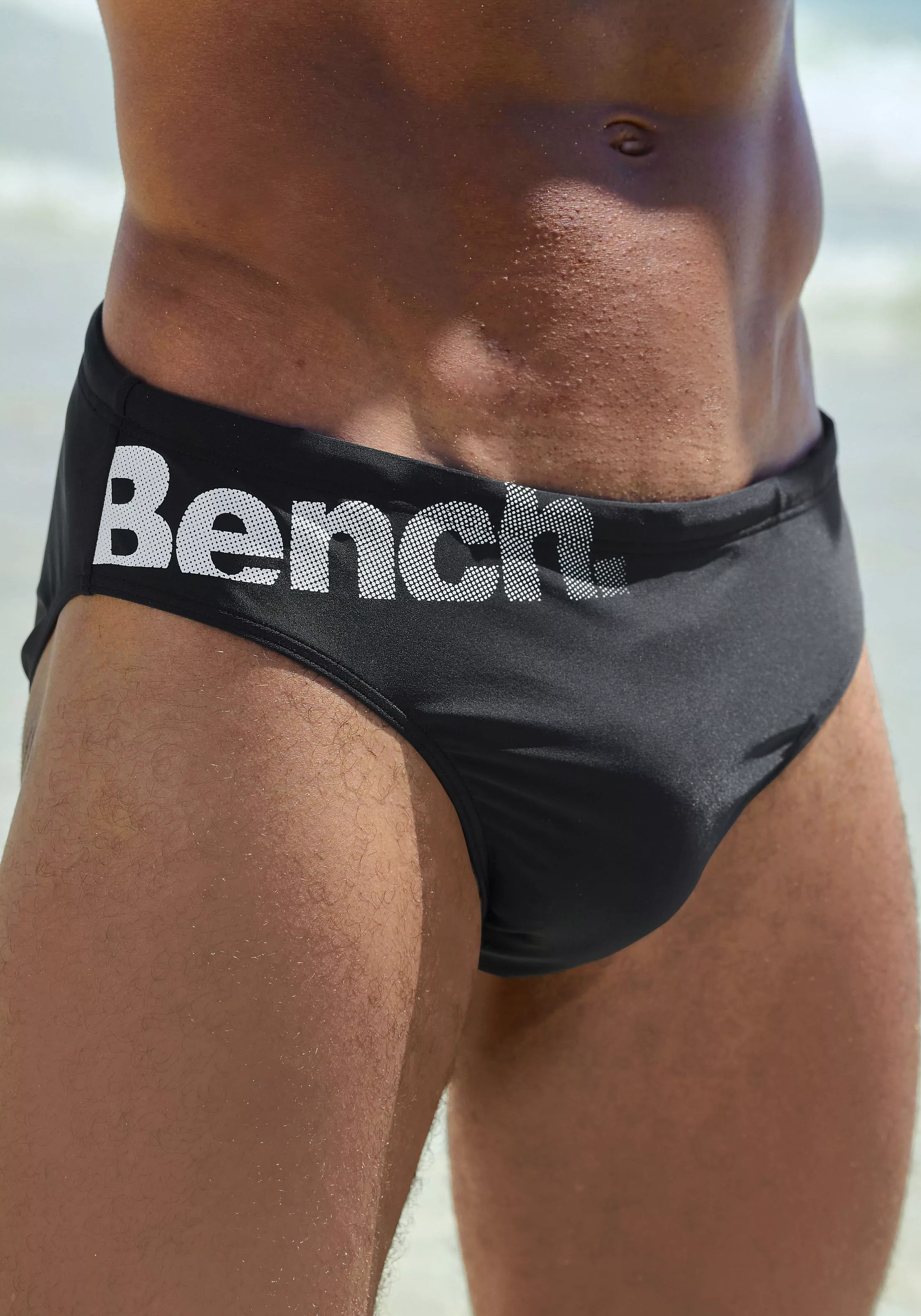 Bench. Badeslip, mit Bench-Schriftzug günstig online kaufen