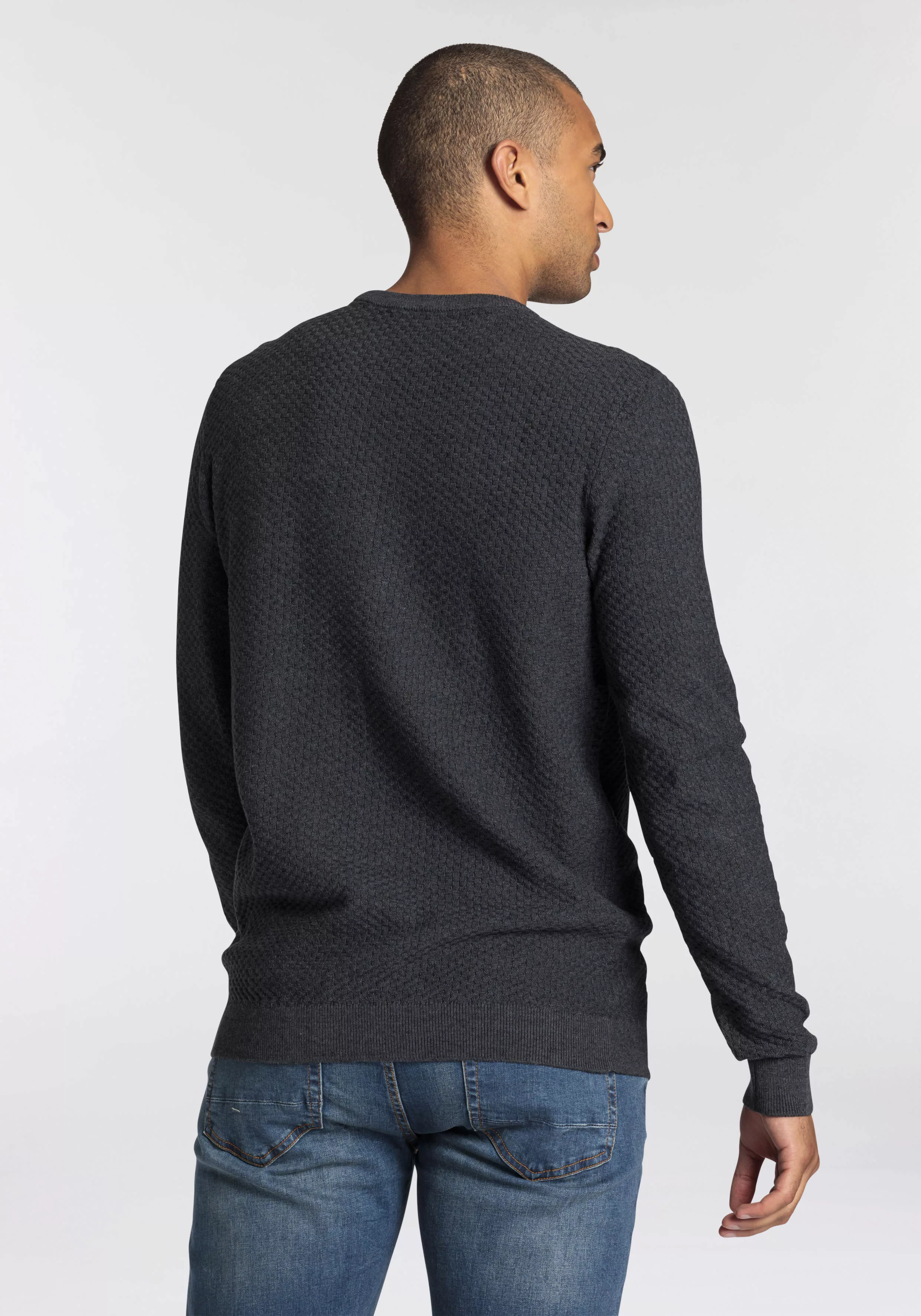 Bruno Banani Strickpullover, mit spezieller Strickoptik günstig online kaufen