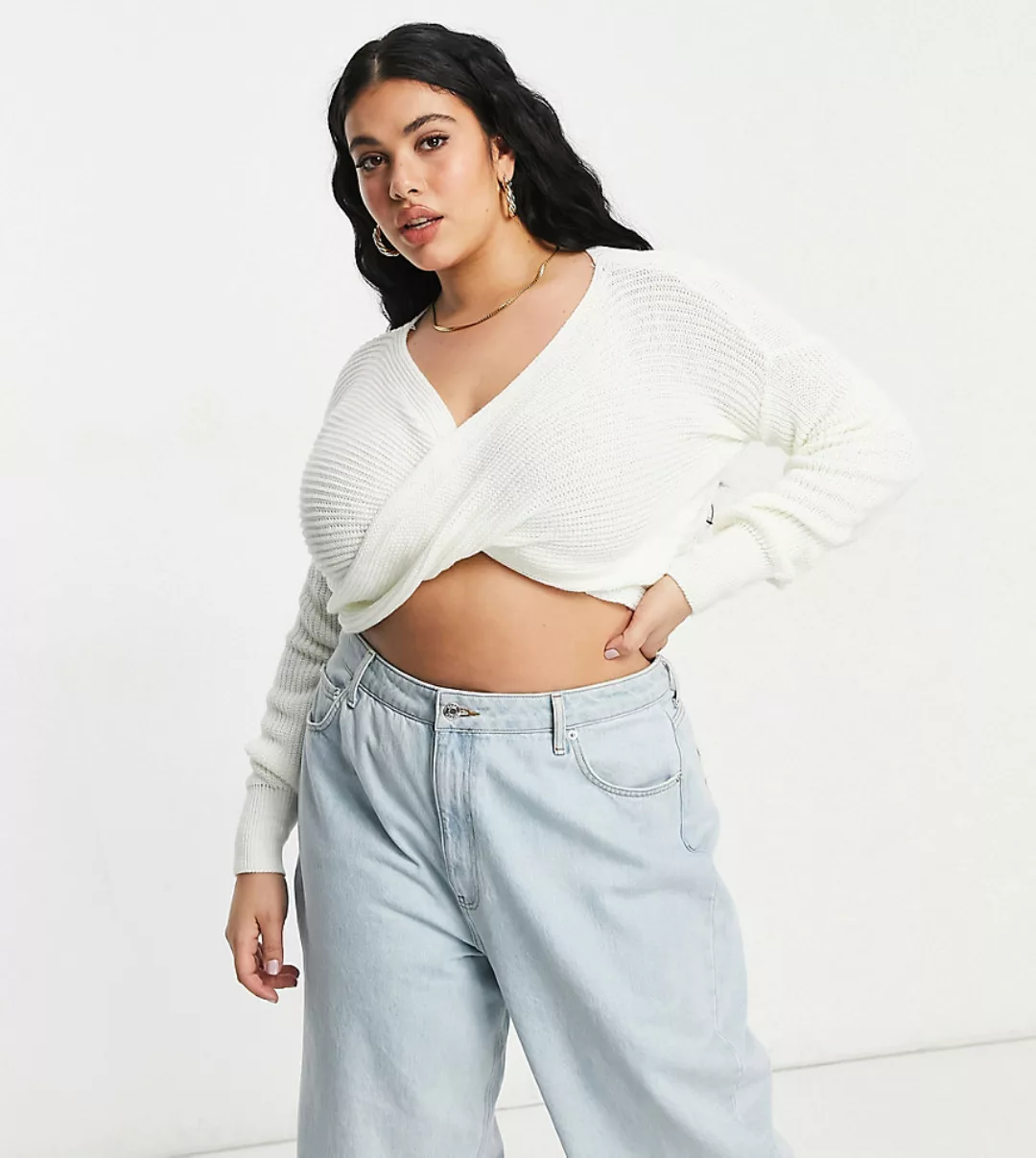 Fashionkilla Plus – Strickpullover mit Knoten vorne in Creme-Weiß günstig online kaufen