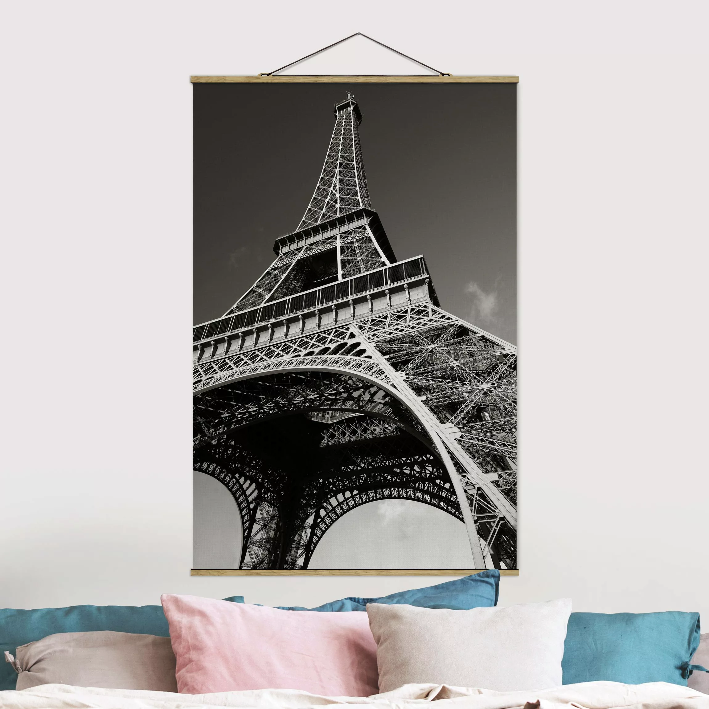 Stoffbild Architektur mit Posterleisten - Hochformat Eiffelturm günstig online kaufen