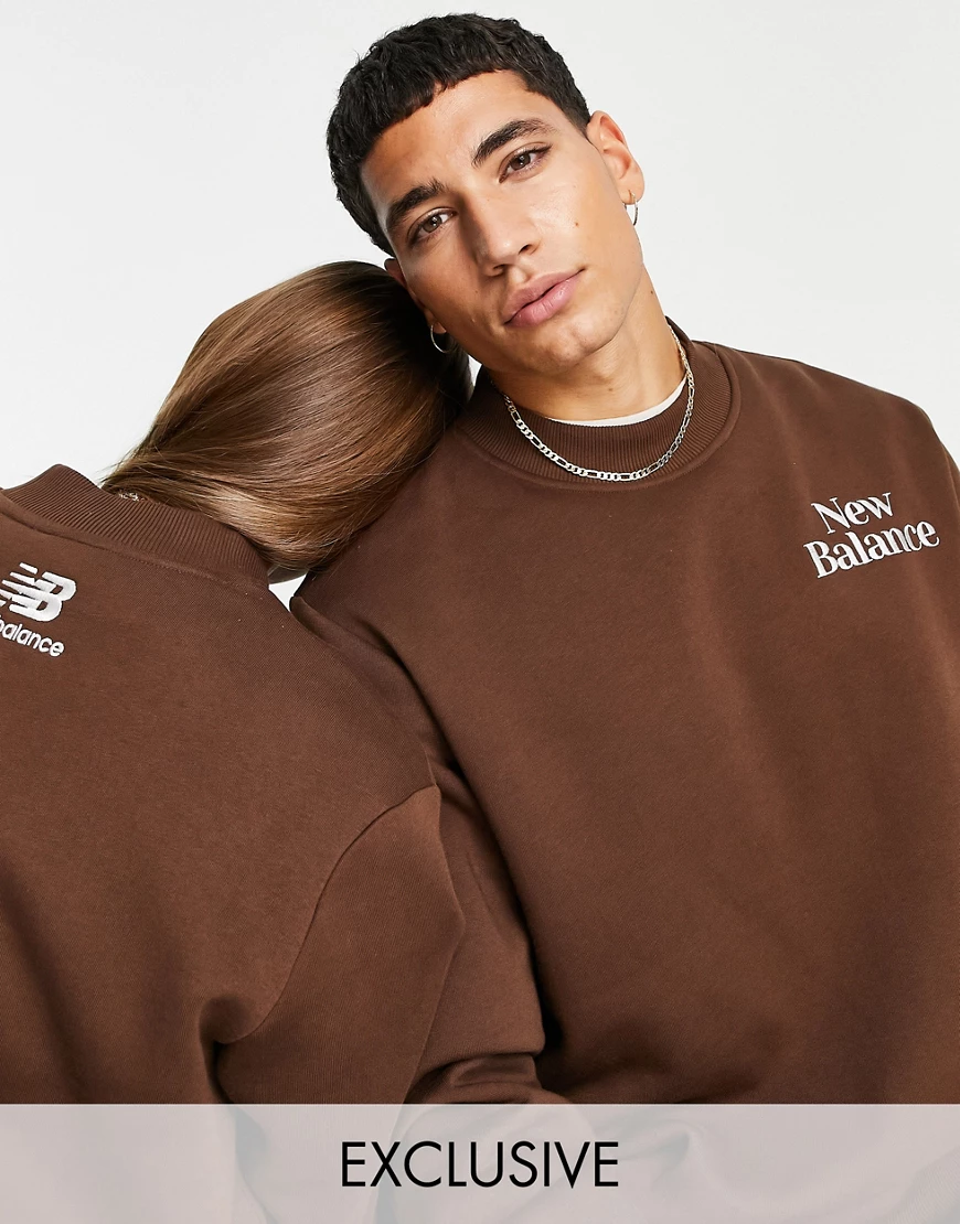 New Balance – Cookie – Sweatshirt in Braun und Beige günstig online kaufen