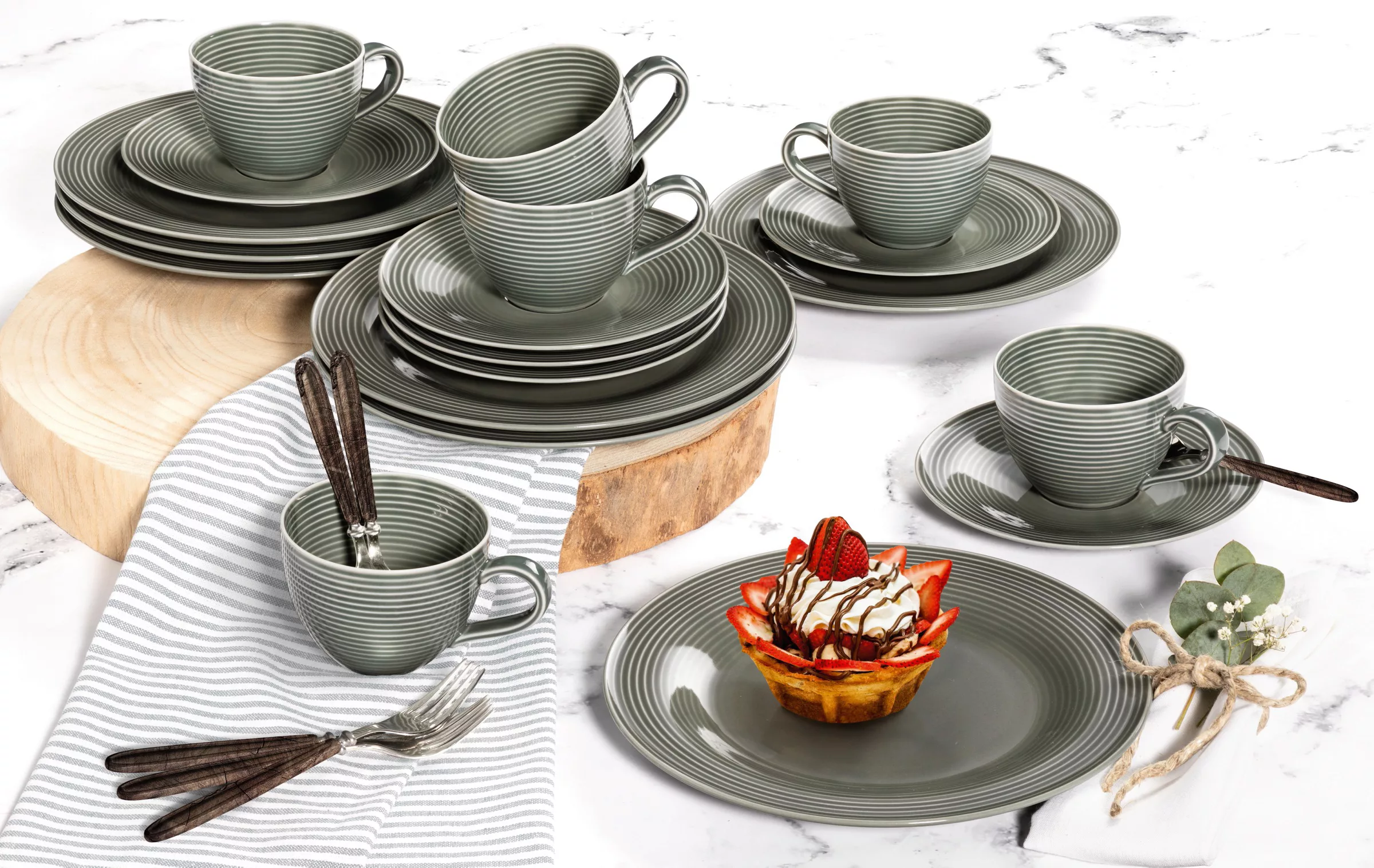 Seltmann Weiden Beat Coor Glaze Kaffeeservice 18-teilig Salbeigrün günstig online kaufen