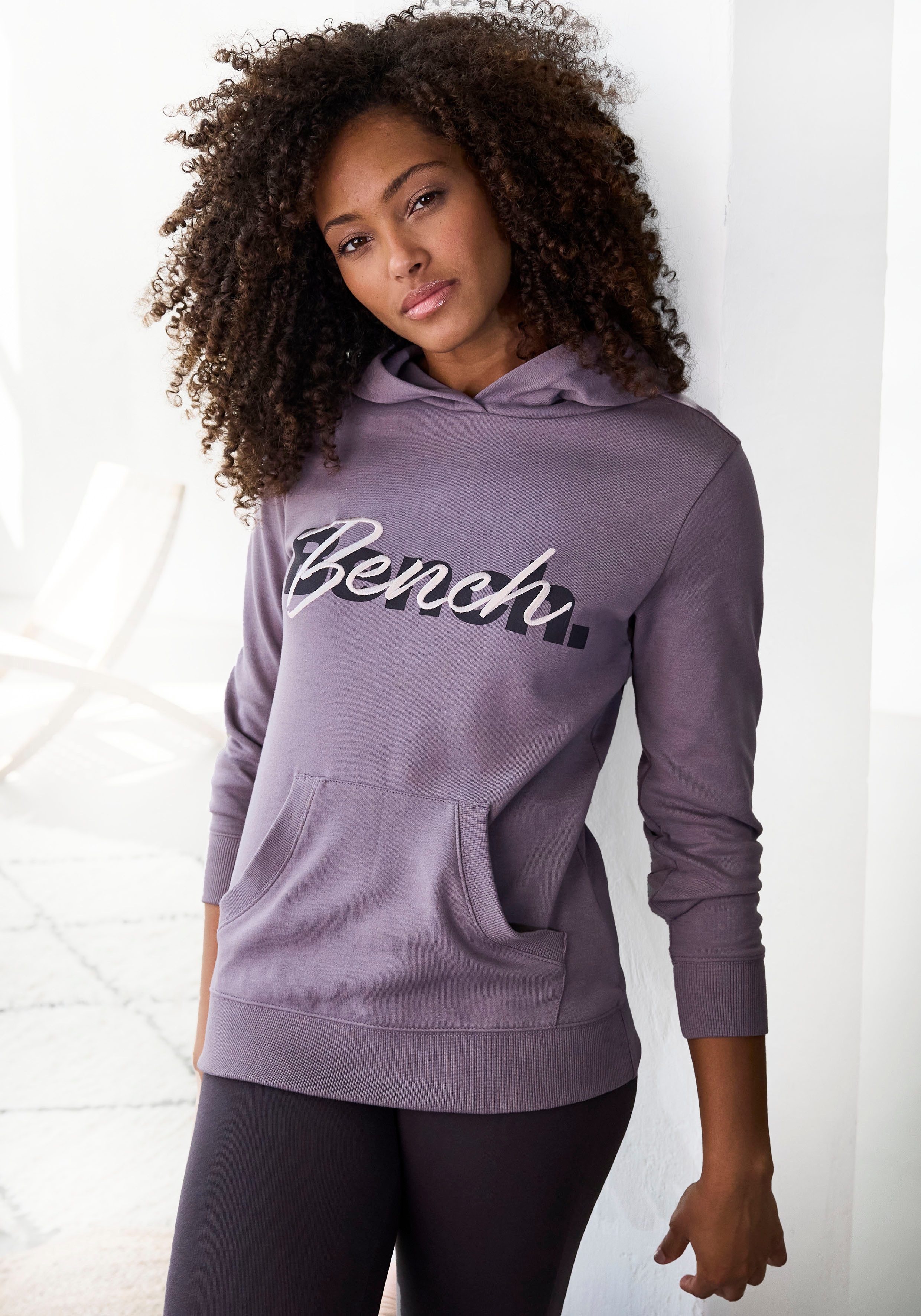 Bench. Loungewear Kapuzensweatshirt, mit Kängurutasche, Loungeanzug, Hoodie günstig online kaufen