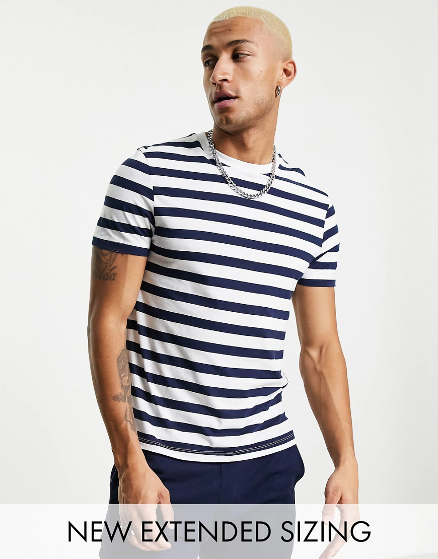 ASOS – DESIGN –T-Shirt mit marineblauen und weißen Streifen günstig online kaufen