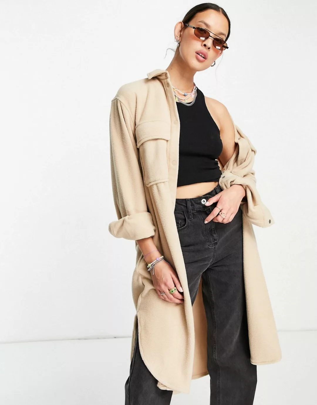 Weekday – Bess – Oversize-Hemdjacke im Longline-Schnitt aus Fleece in Maulw günstig online kaufen