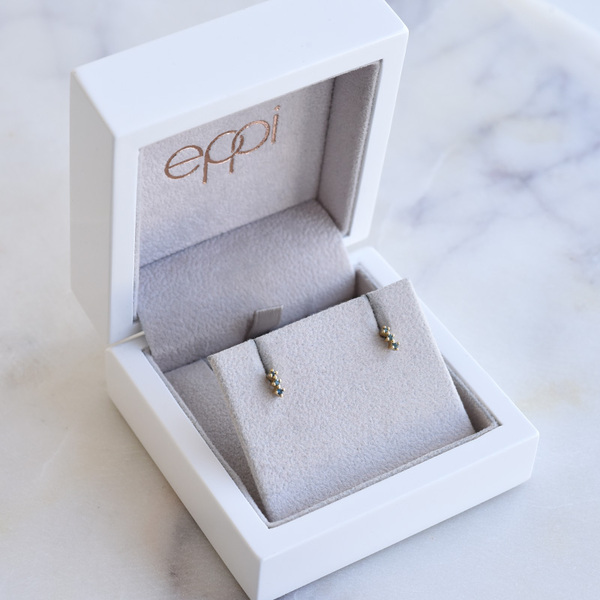 Minimalistische Ohrringe Mit Blauen Diamanten Nara günstig online kaufen