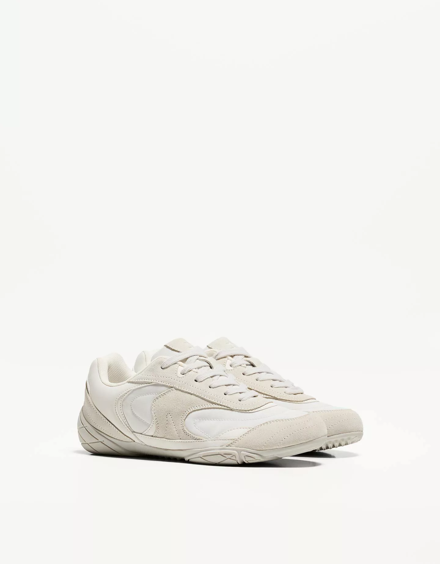 Bershka Sneaker Mit Feiner Sohle Damen 36 Weiss günstig online kaufen